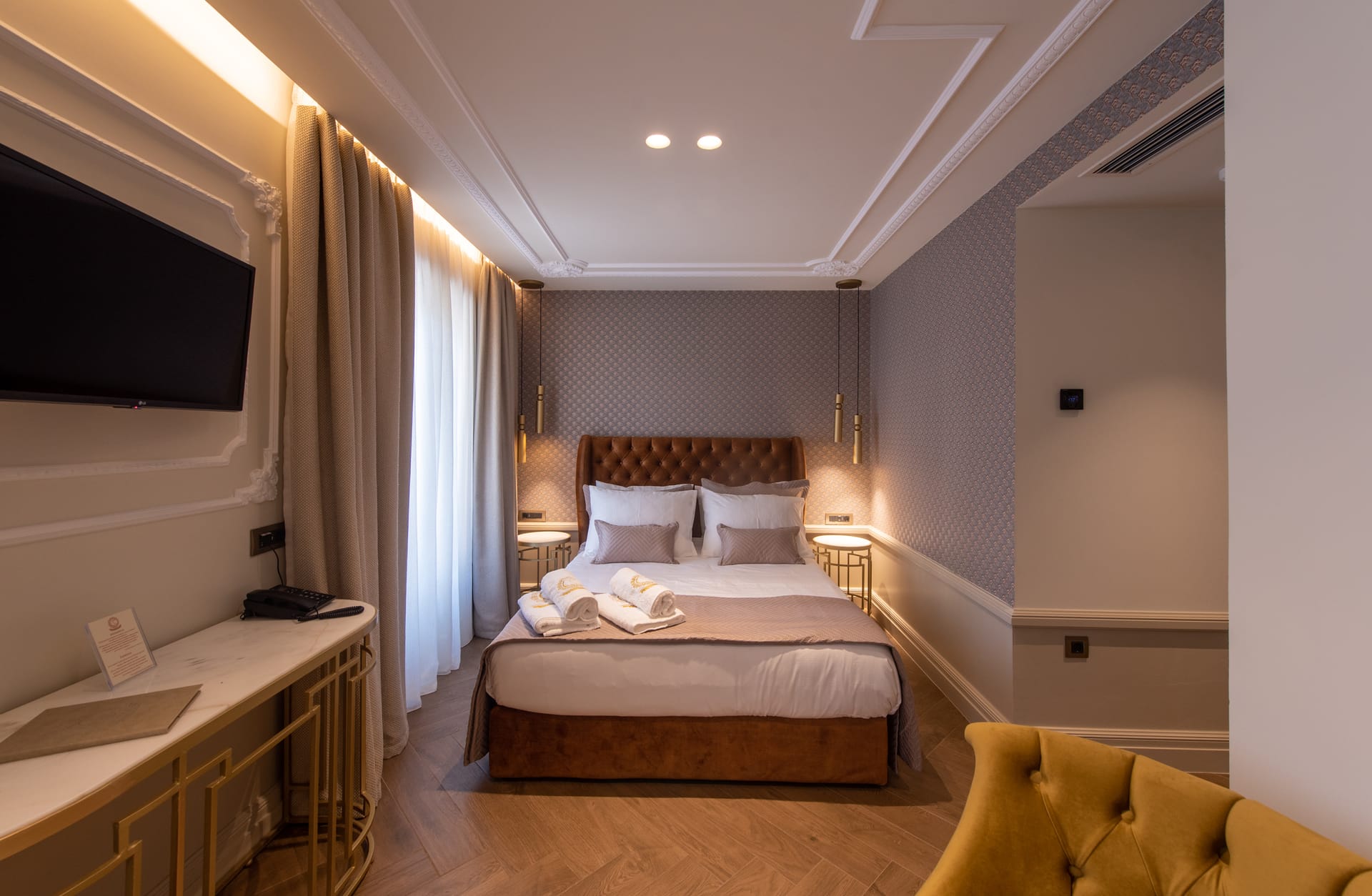 Double Suite