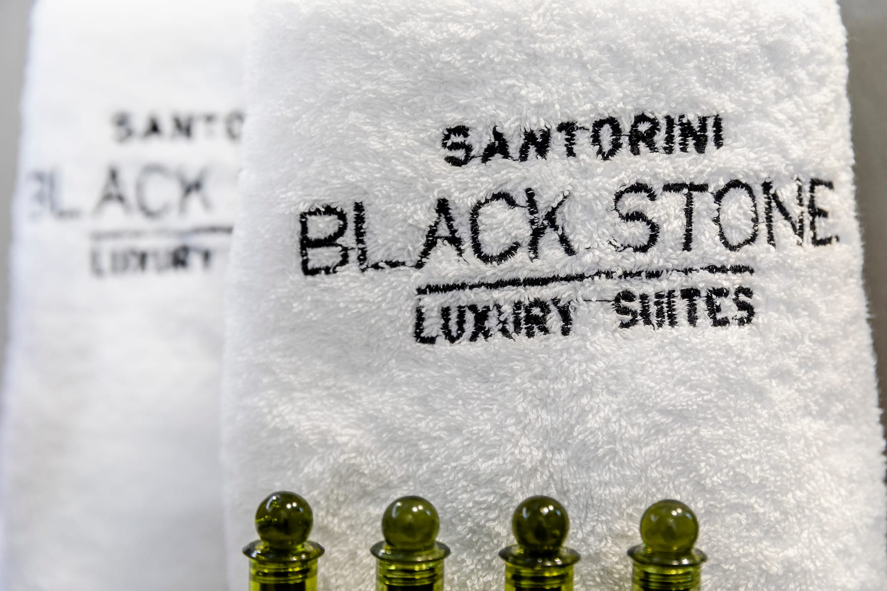 Blackstone Luxury Suites - DELUXE - 8