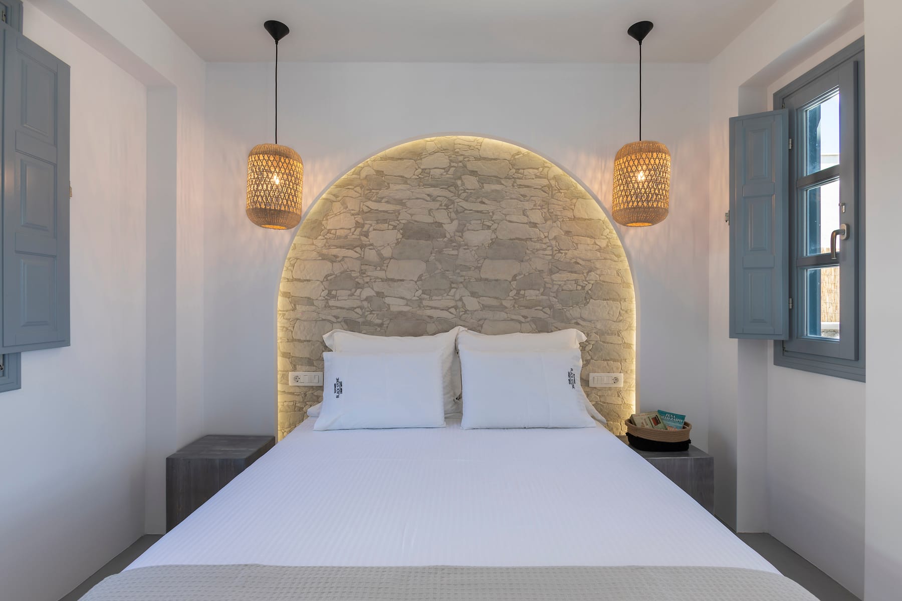 Blackstone Luxury Suites - DELUXE - 5