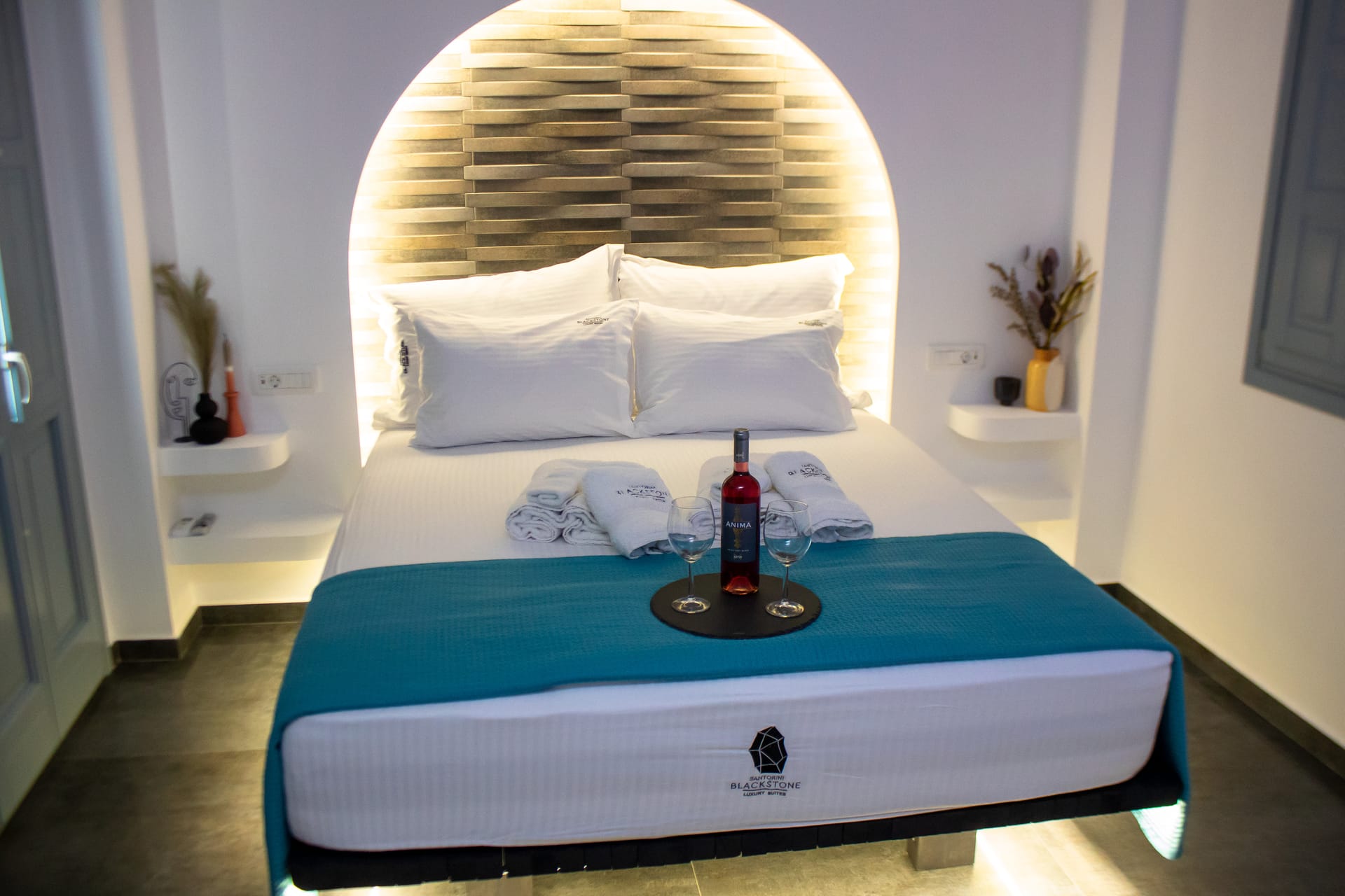 Blackstone Luxury Suites - SUPER - 17