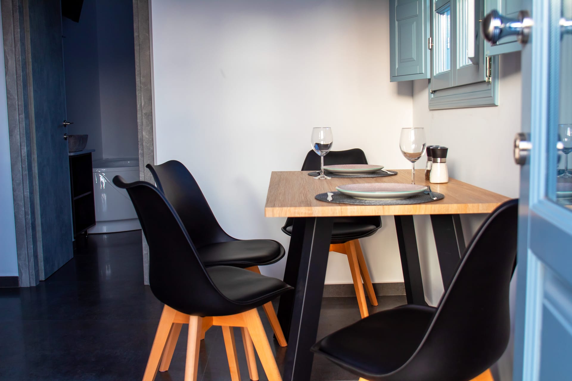 Blackstone Luxury Suites - SUPER - 20
