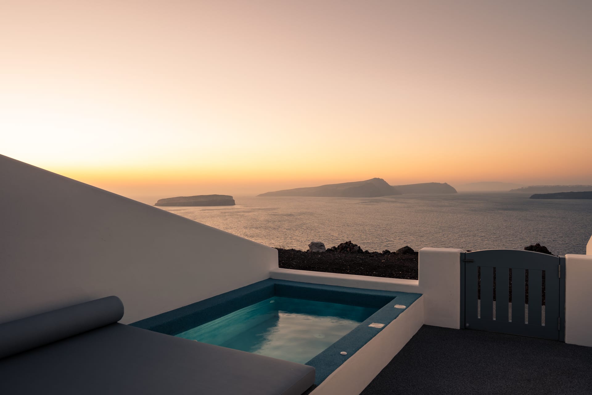 Double Room with Caldera View & Outdoor Mini Plunge Pool