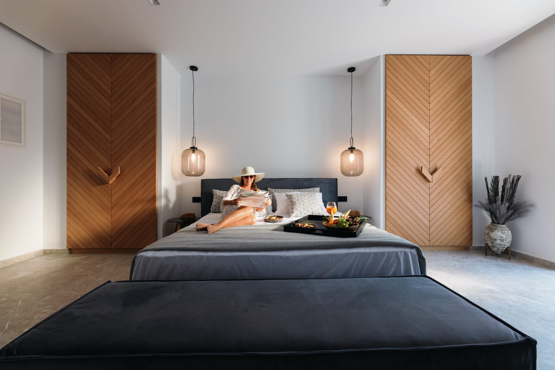 Milestones Naxos - SVSUIT - 4