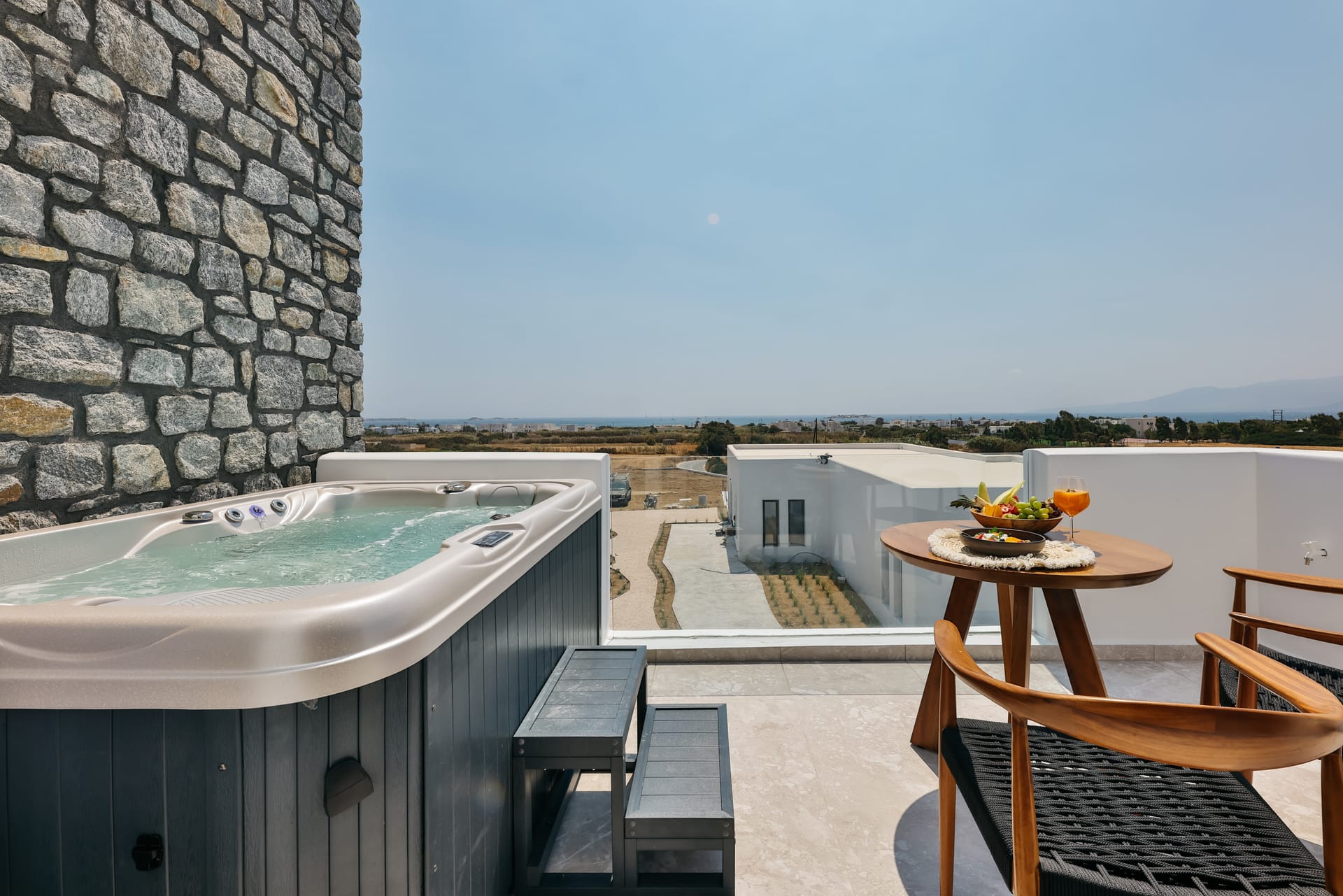 Milestones Naxos - SVSUIT - 19