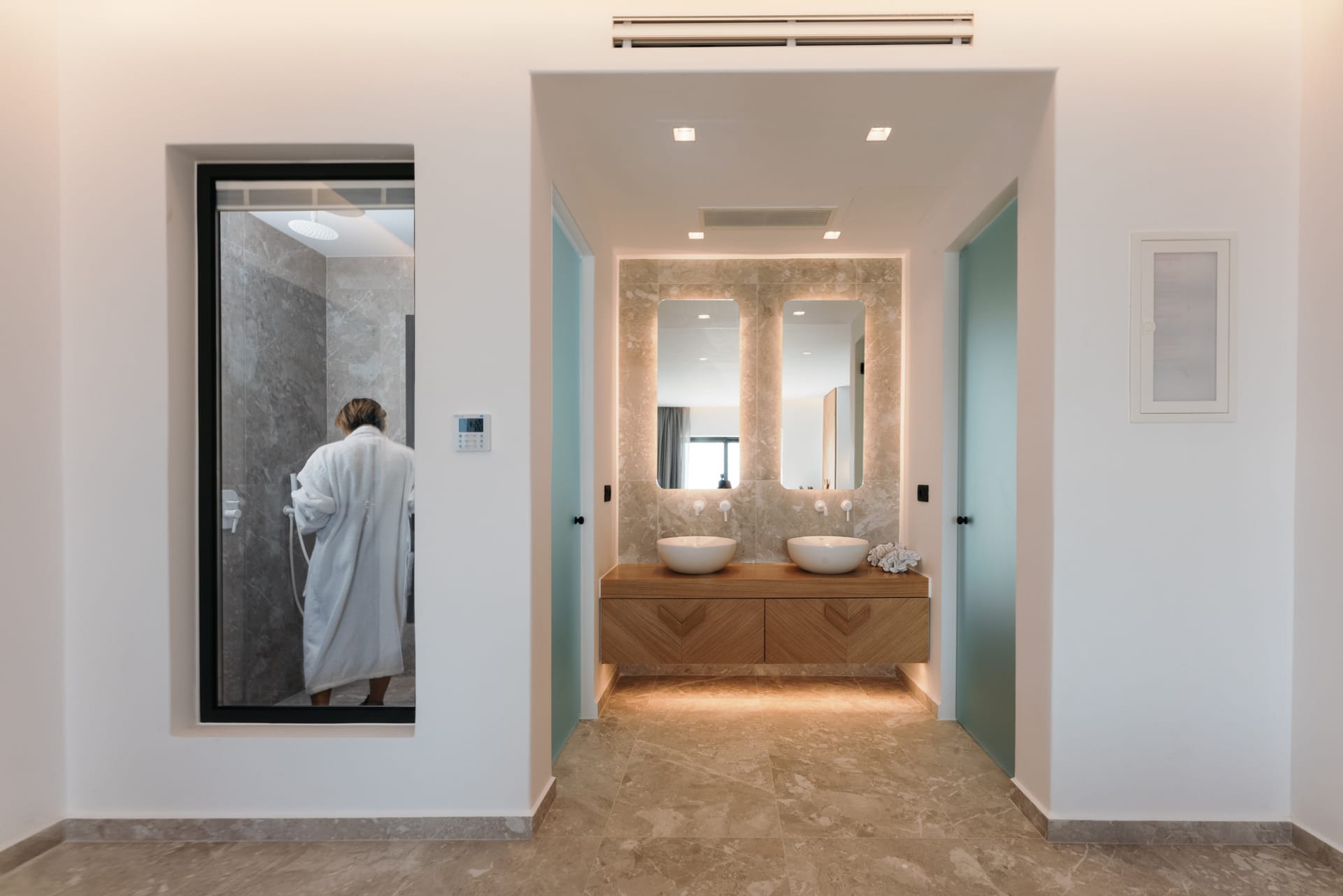 Milestones Naxos - SVSUIT - 27