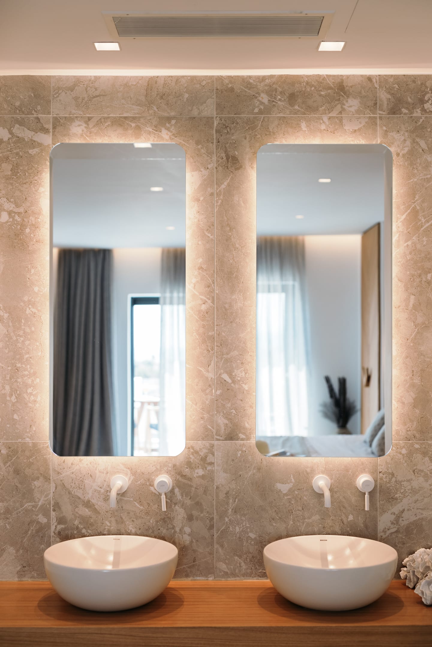 Milestones Naxos - SVSUIT - 29