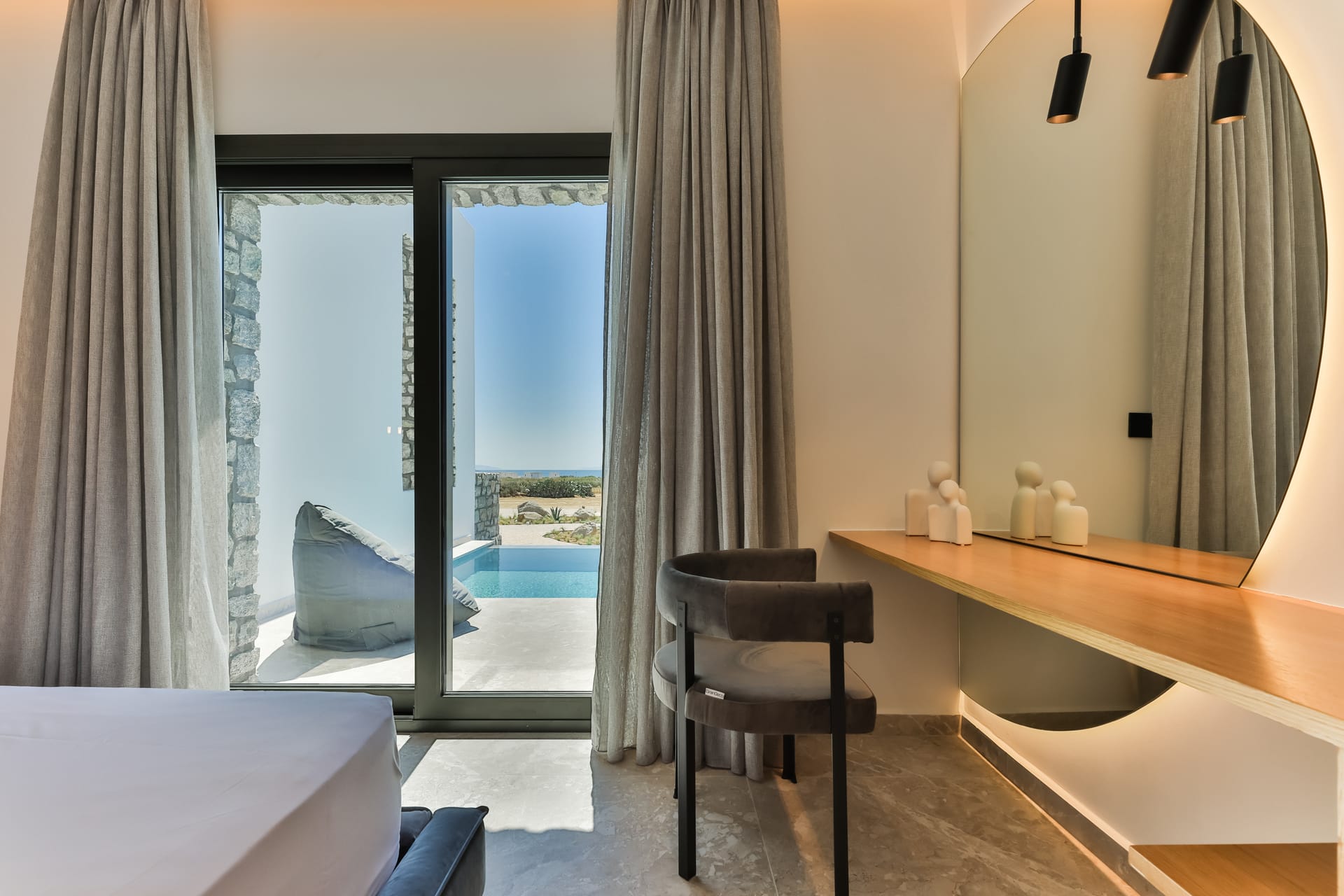 Milestones Naxos - GRANDE - 14
