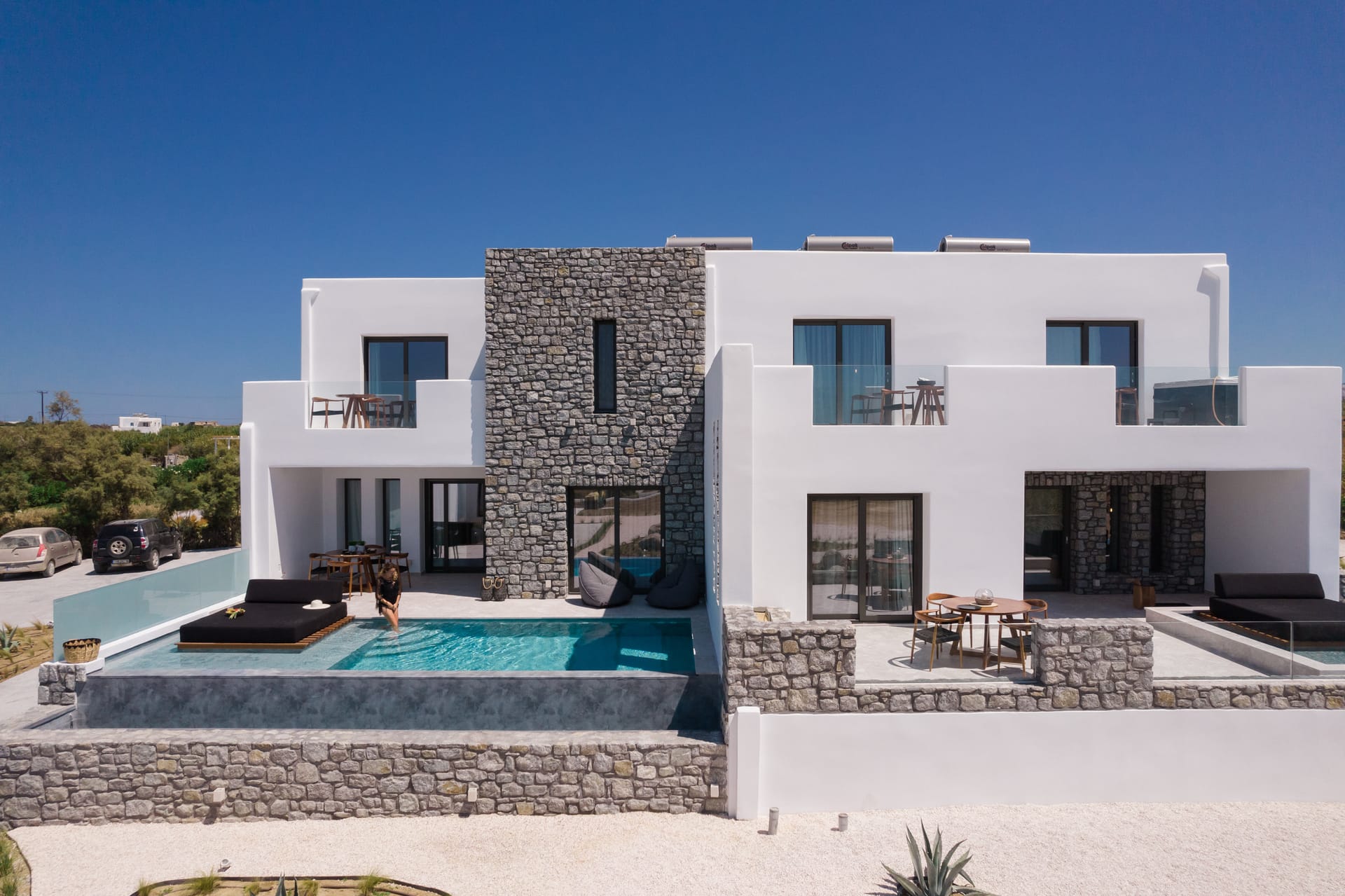 Estate 6 Bedrooms & 2 Private Pools (Exlusive Use)