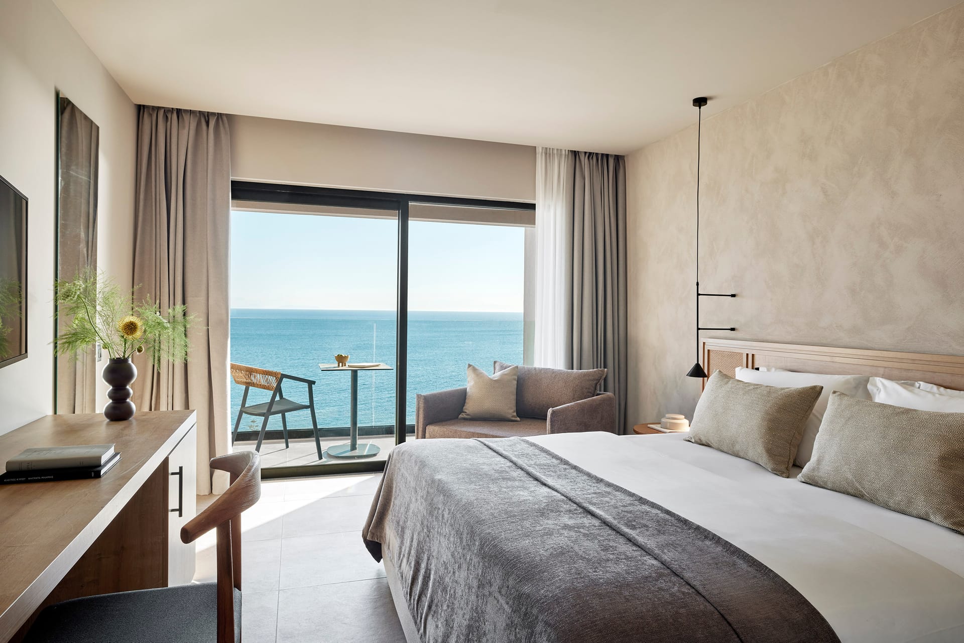 Deluxe Room with Sea View