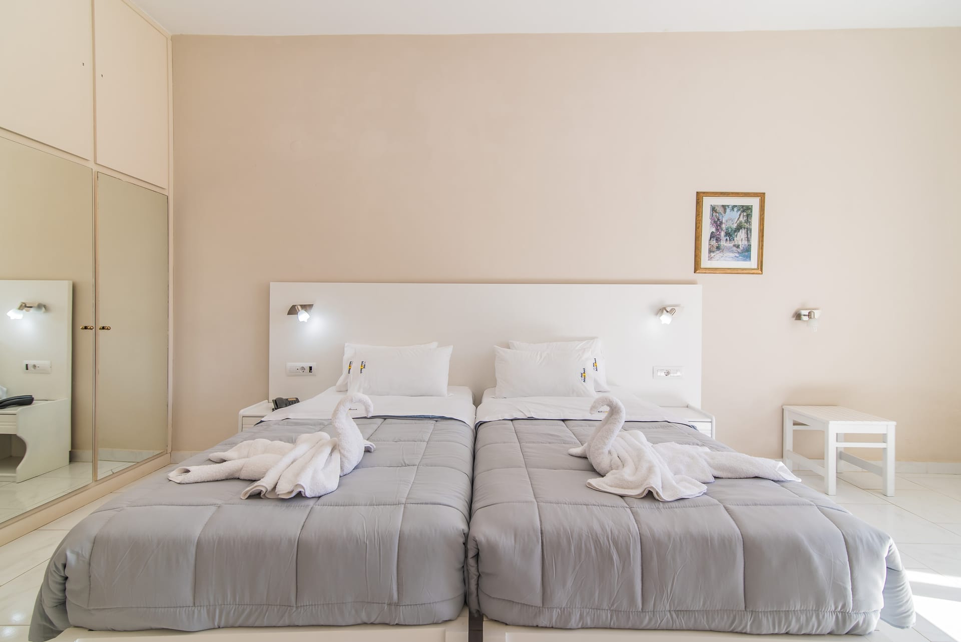 Belussi Beach Hotel & Suites - SRSSV - 10