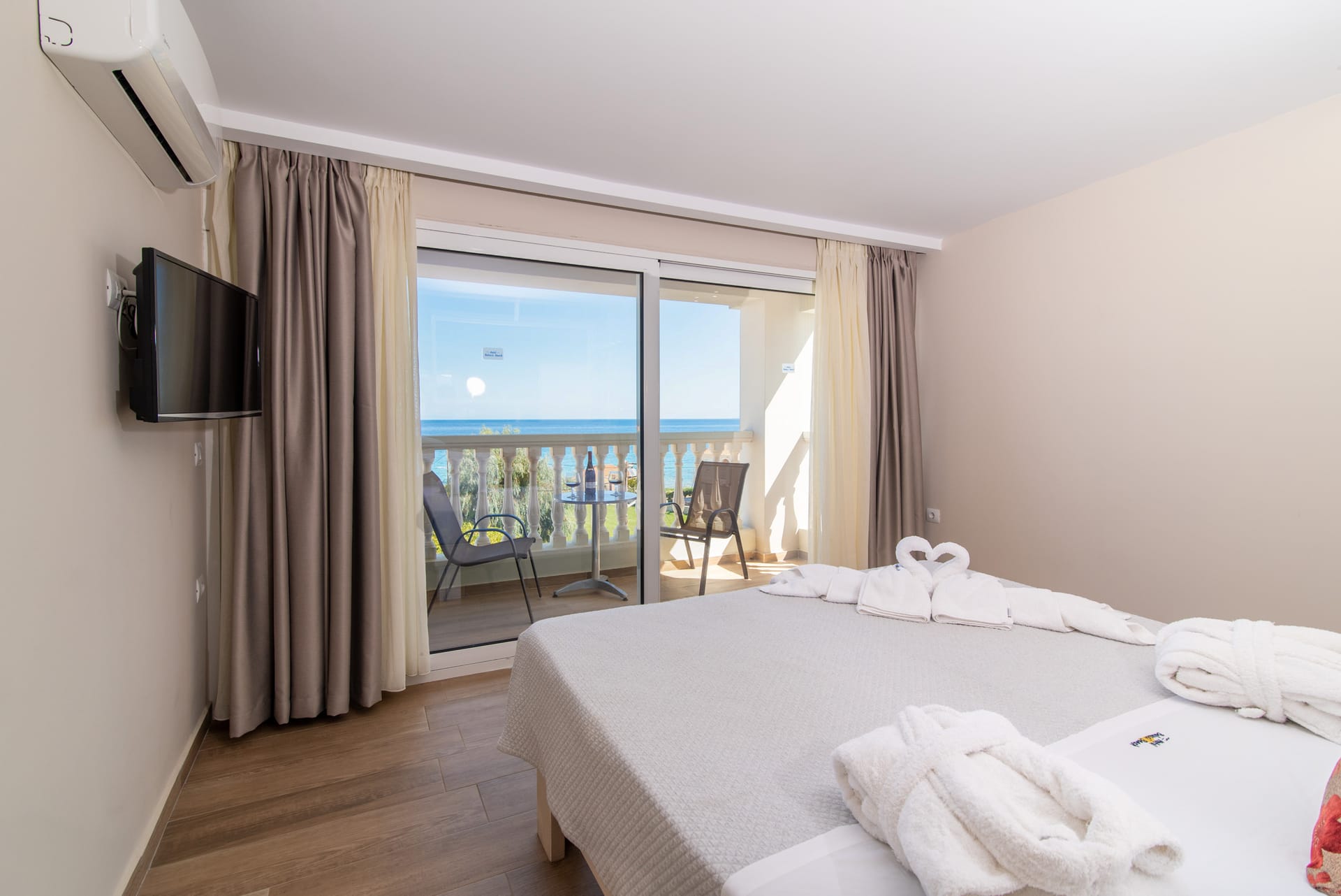 Belussi Beach Hotel & Suites - JUNIOR - 2