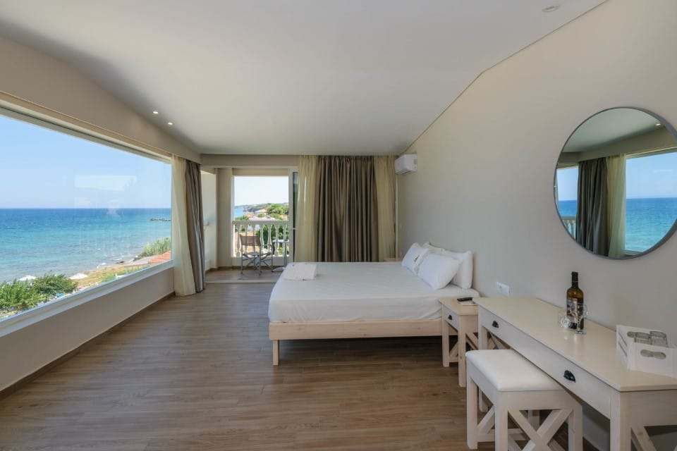 Belussi Beach Hotel & Suites - DELUXE - 8