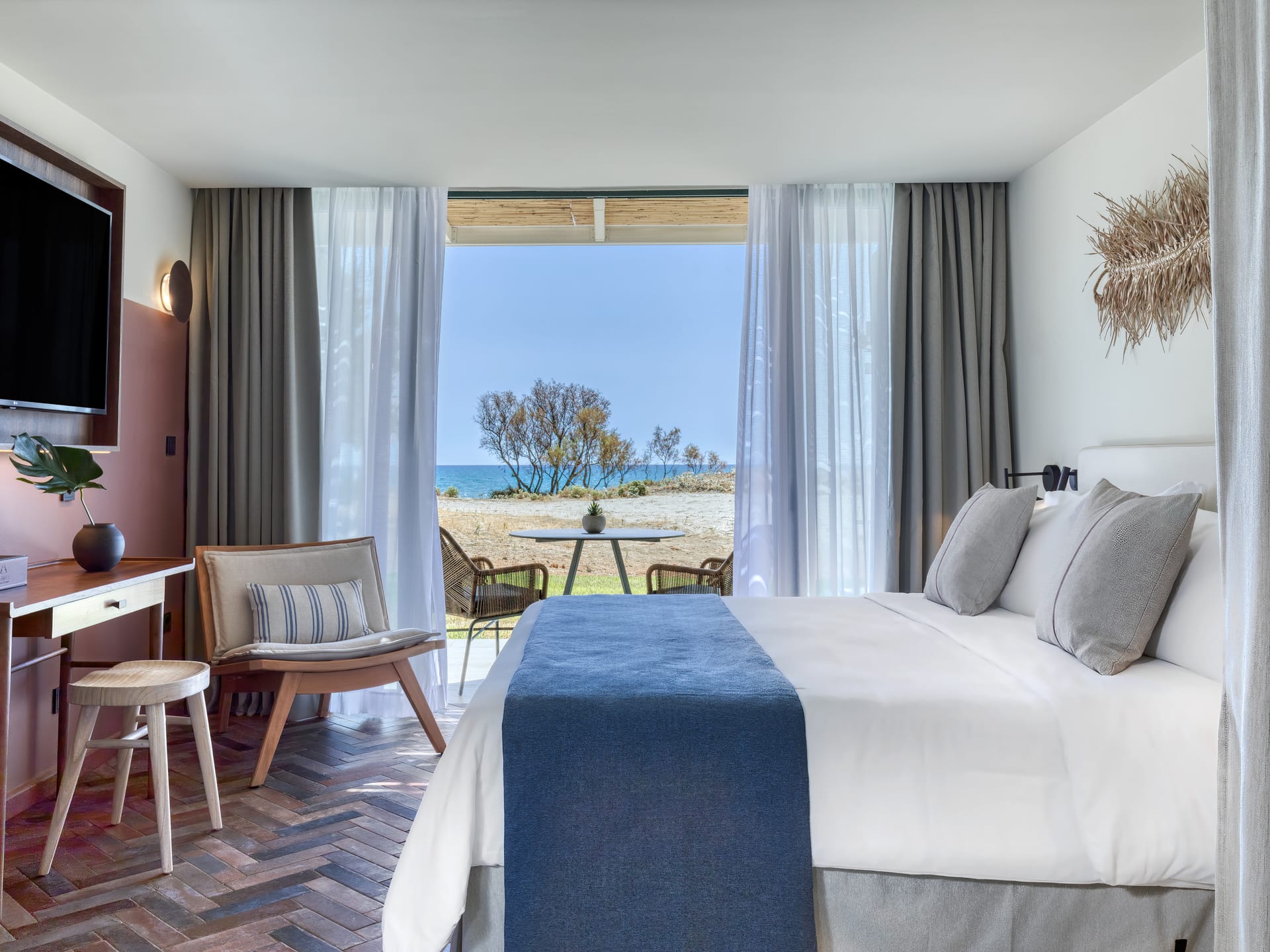 Sapphire Lush Three Bedroom Suite