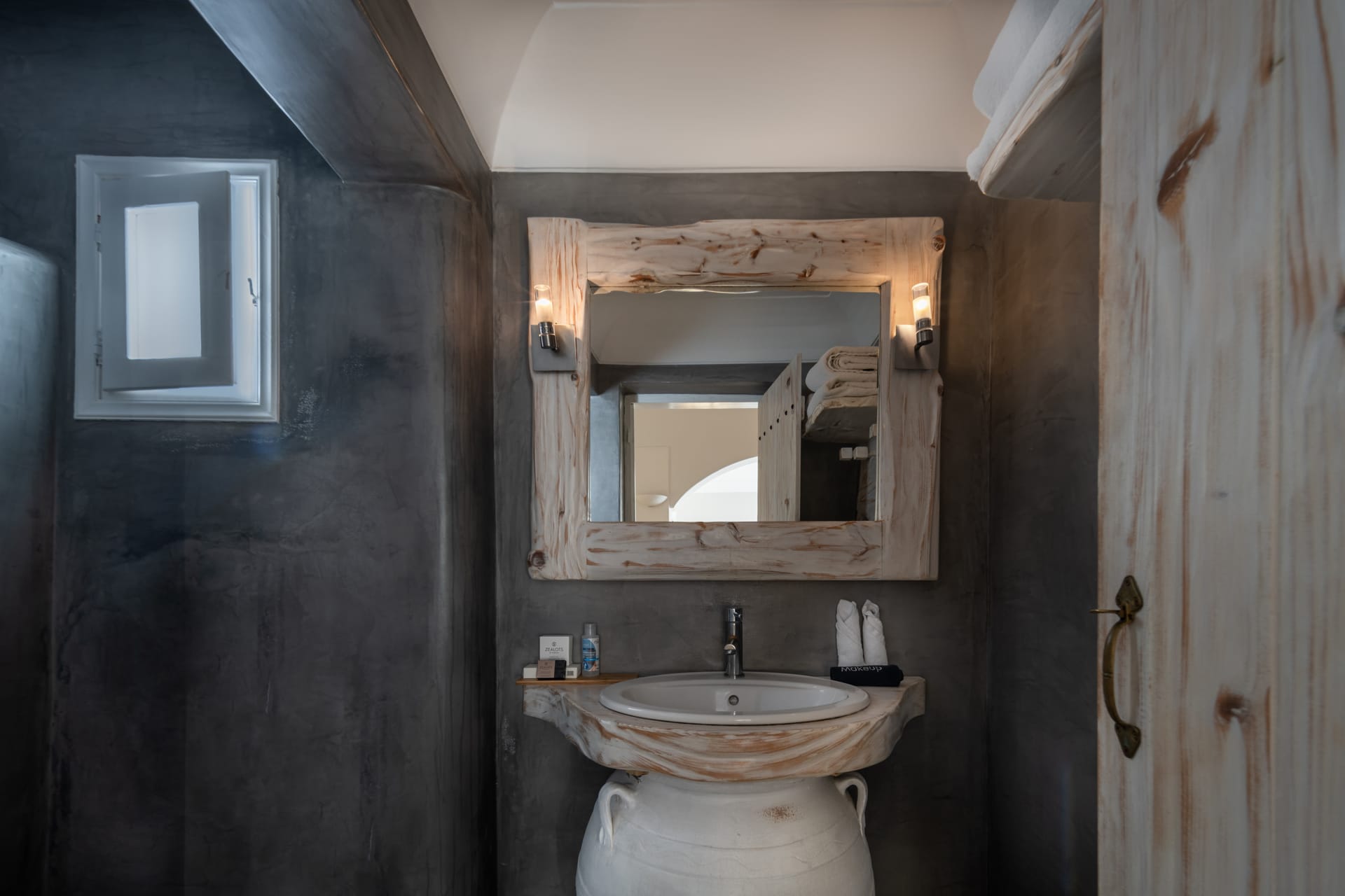 Athermi Suites Santorini - SUITE - 17
