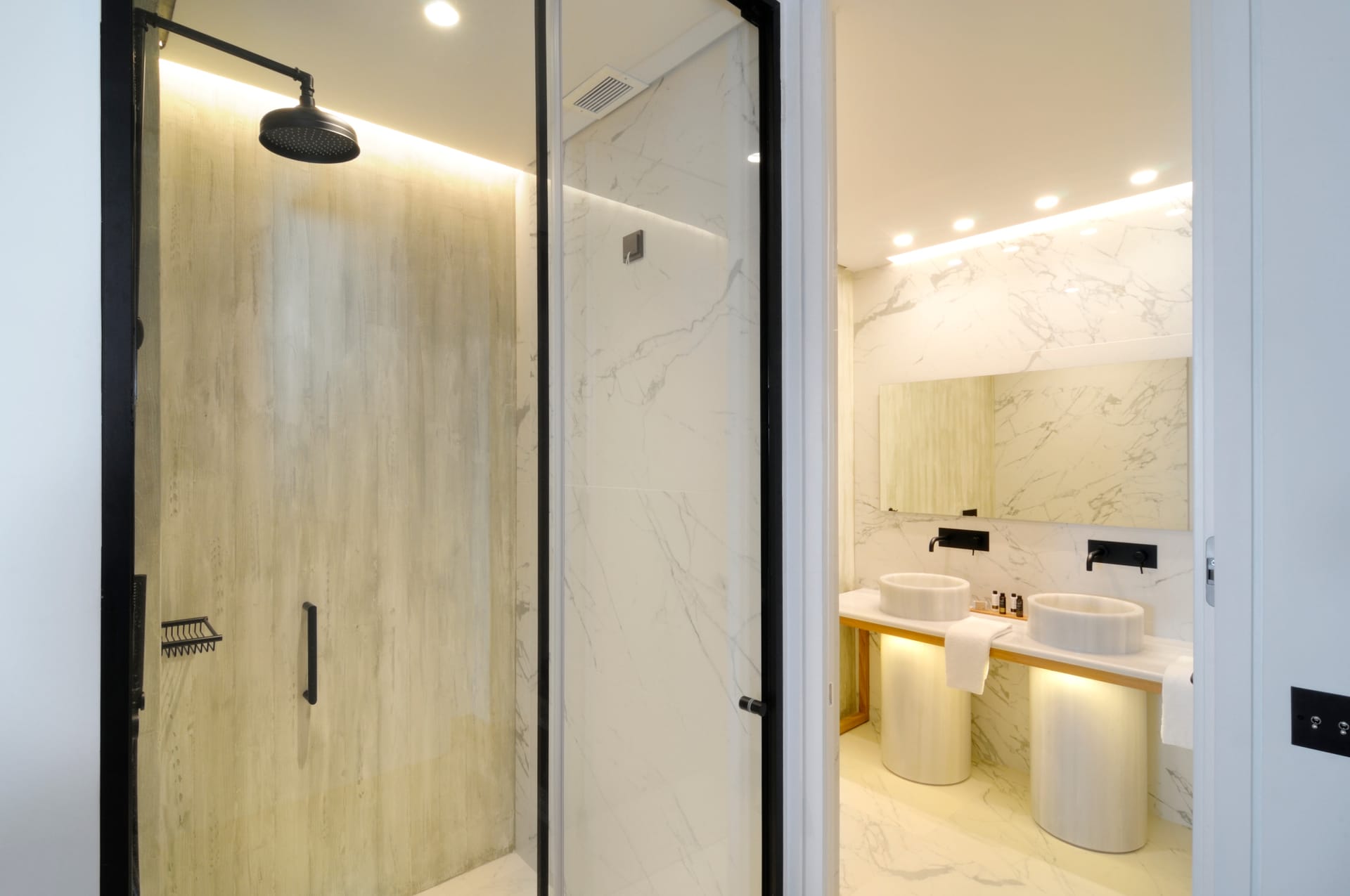 Metropolitan Suite