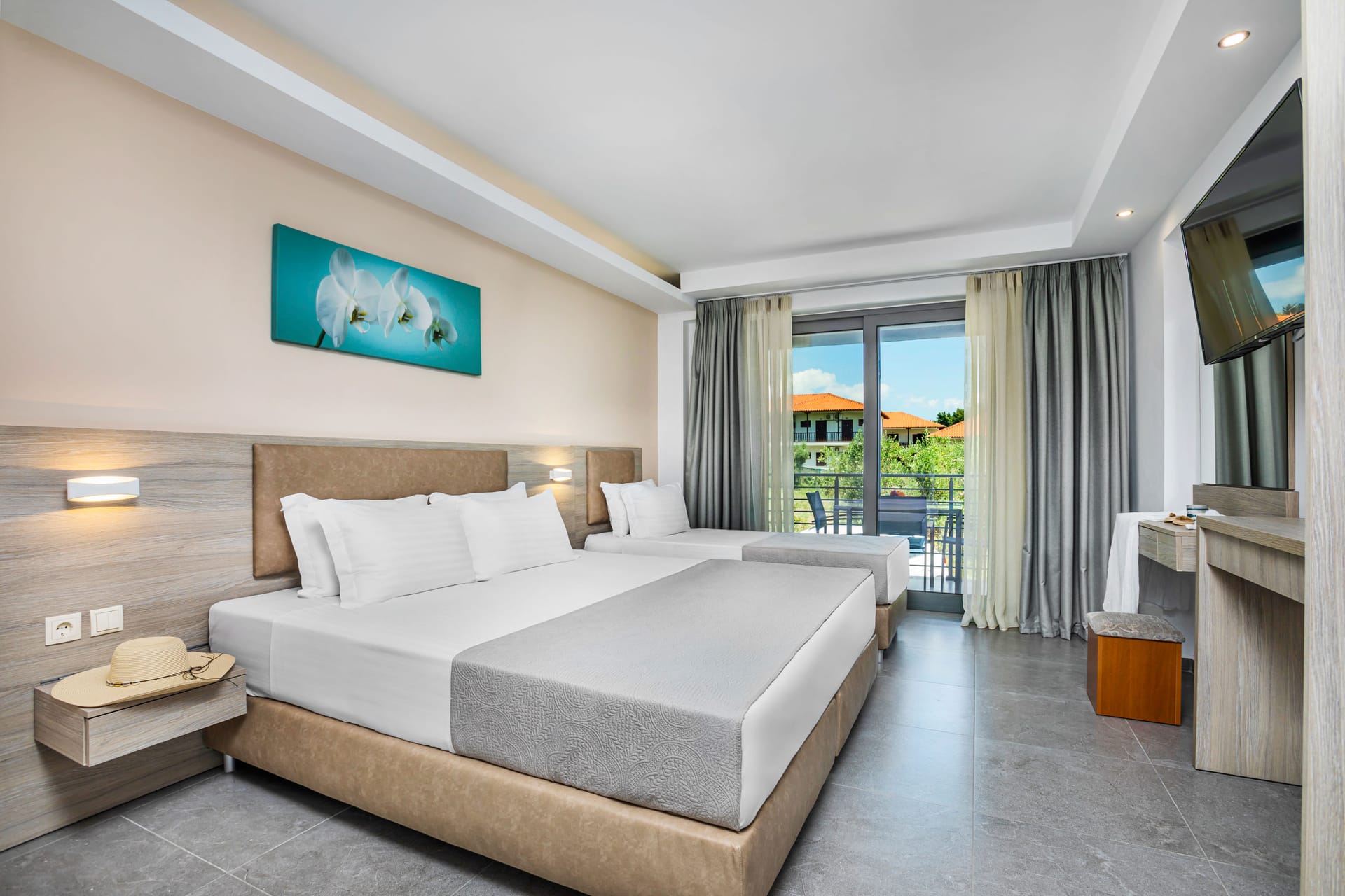 Triple Suite Garden View