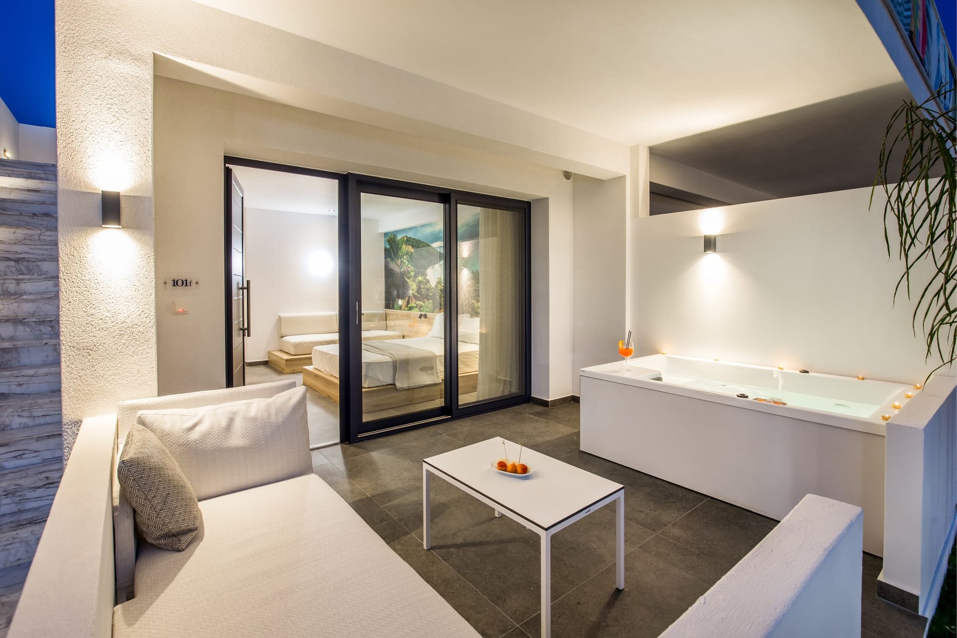 Suite-Fresh with Spa bath |Epicentrum Fresh