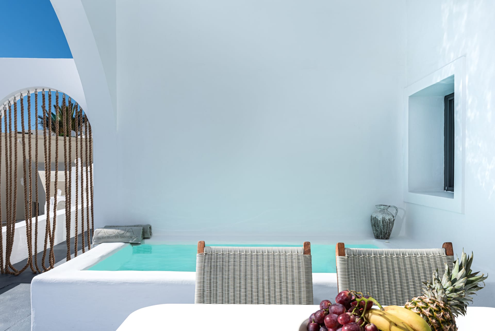 Aqua Luxury Suites Santorini - HONEYM - 2