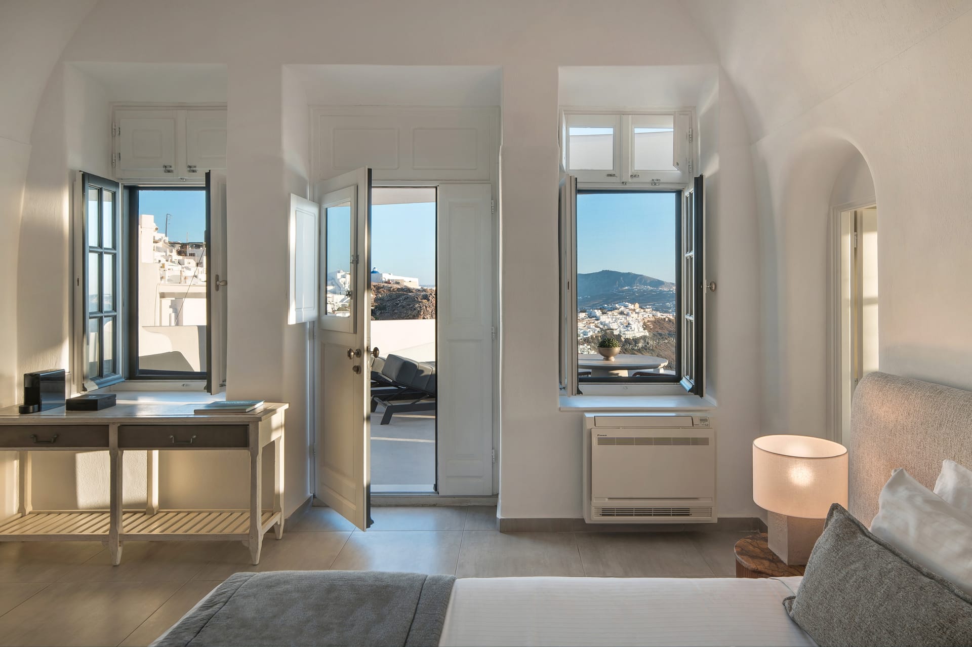 Aqua Luxury Suites Santorini - VILLA1 - 6
