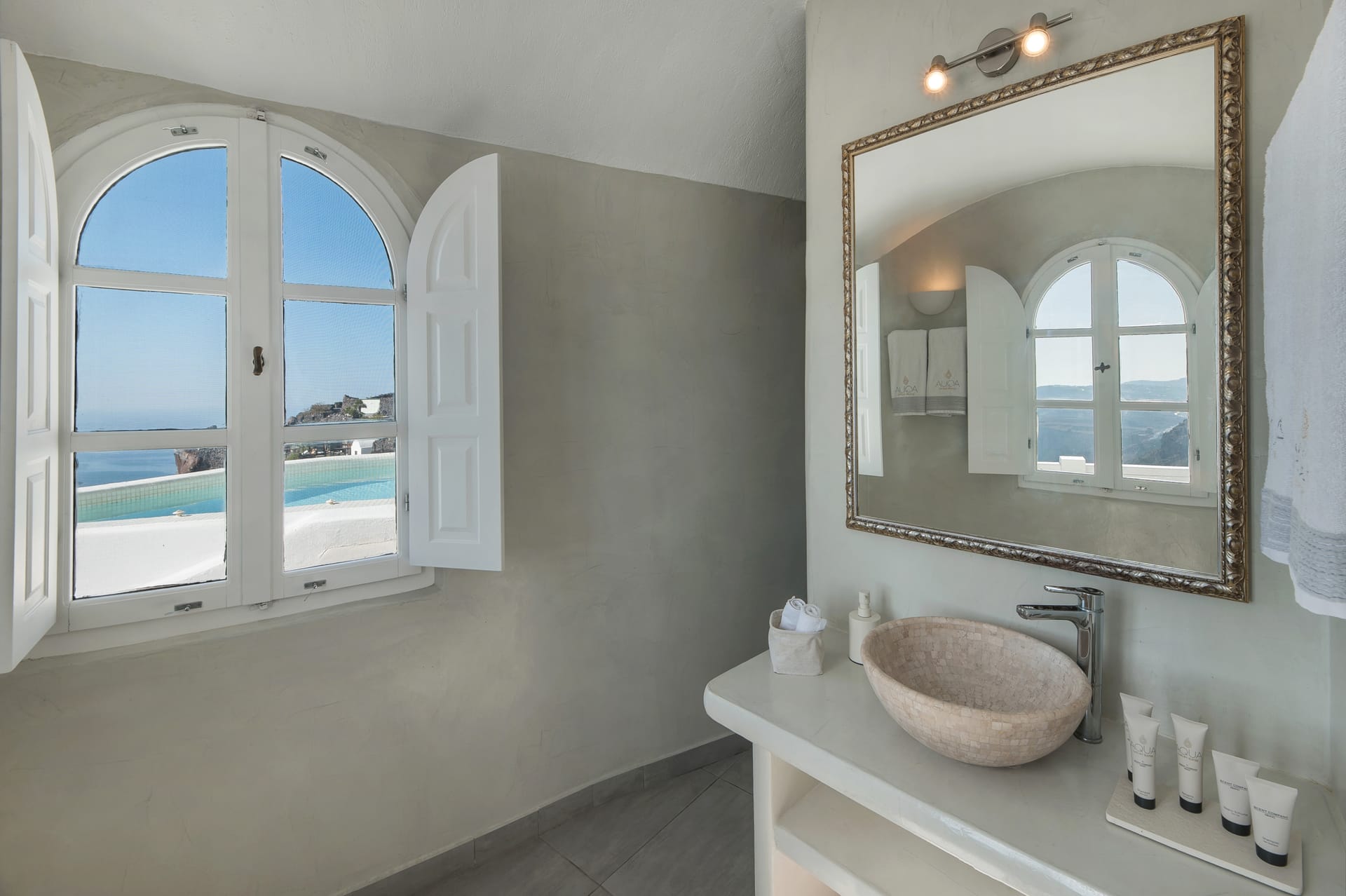 Aqua Luxury Suites Santorini - VILLA1 - 16