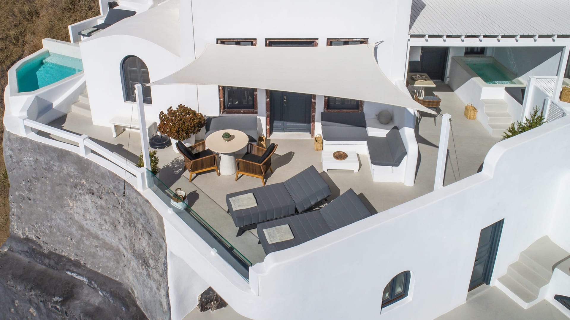 Aqua Luxury Suites Santorini - VILLA1 - 4