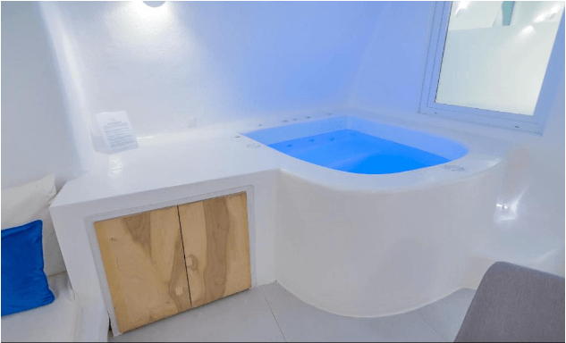 Elegant Two Bedroom Apartment with Private Hot Tub