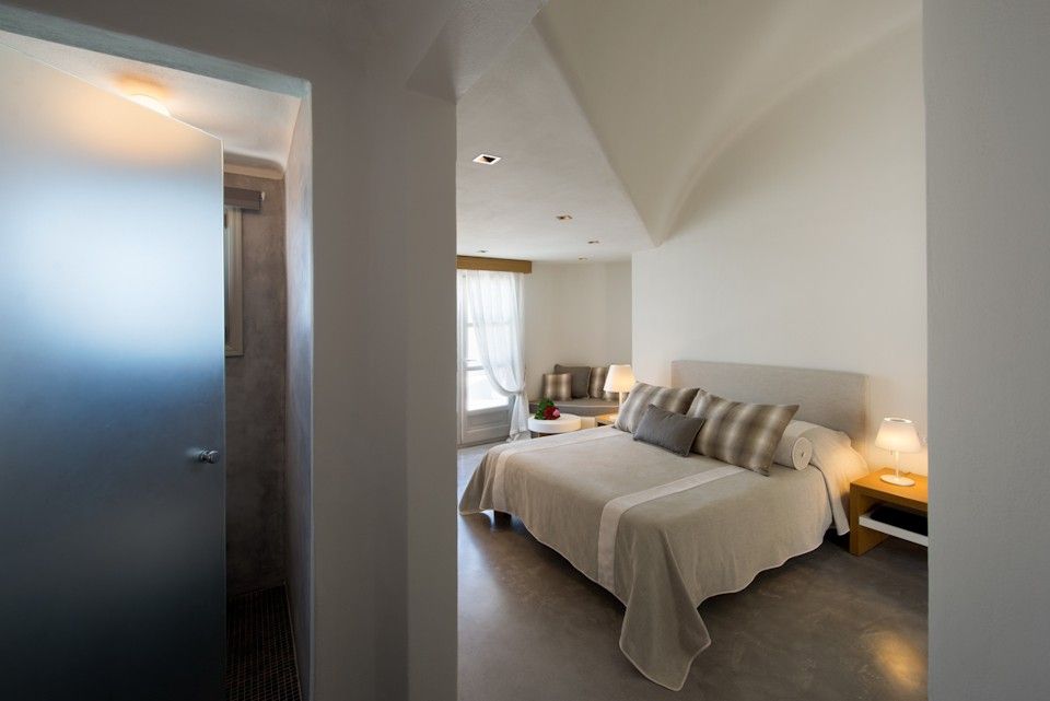 Deluxe Room with Caldera and Sunset view