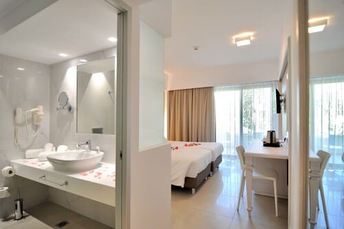 Deluxe Comfort Room with Pool View