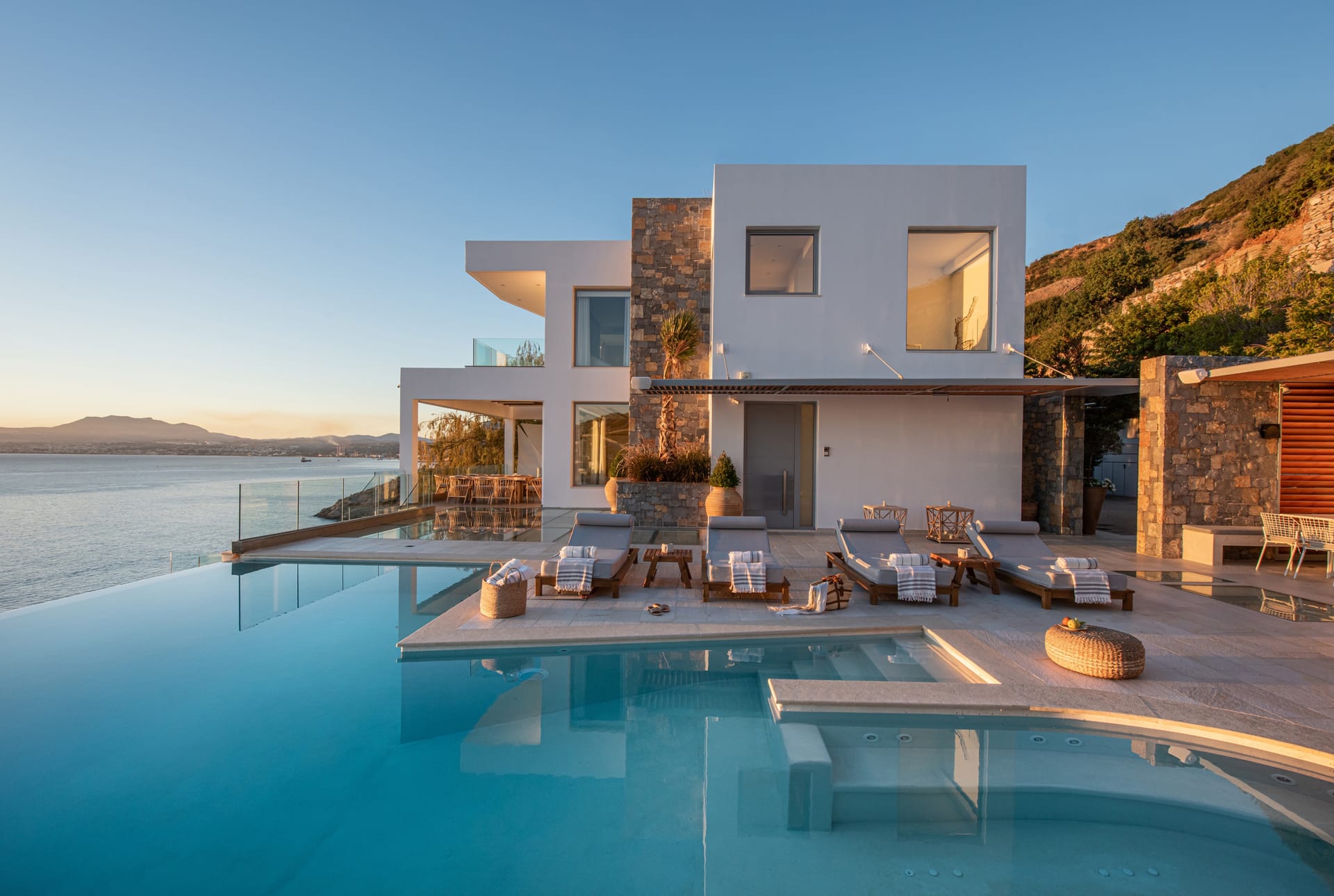 6 Bedroom Sea View Villa with Private Pool