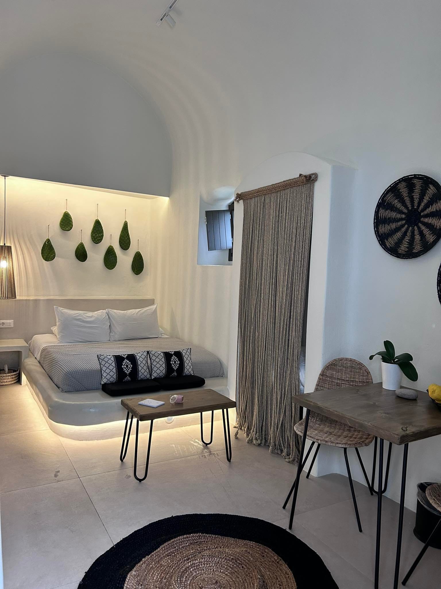 Suite with Outdoor Hot Tub
