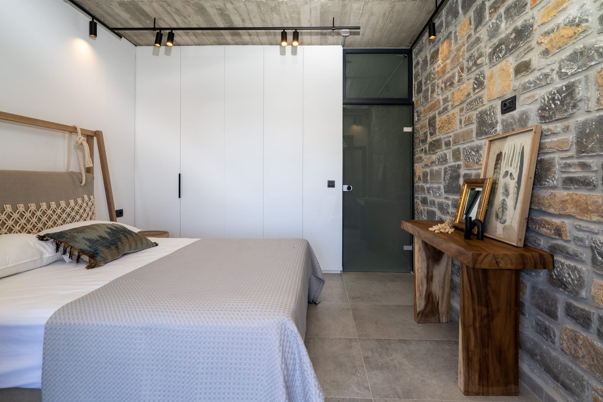 RII Two Bedrooms