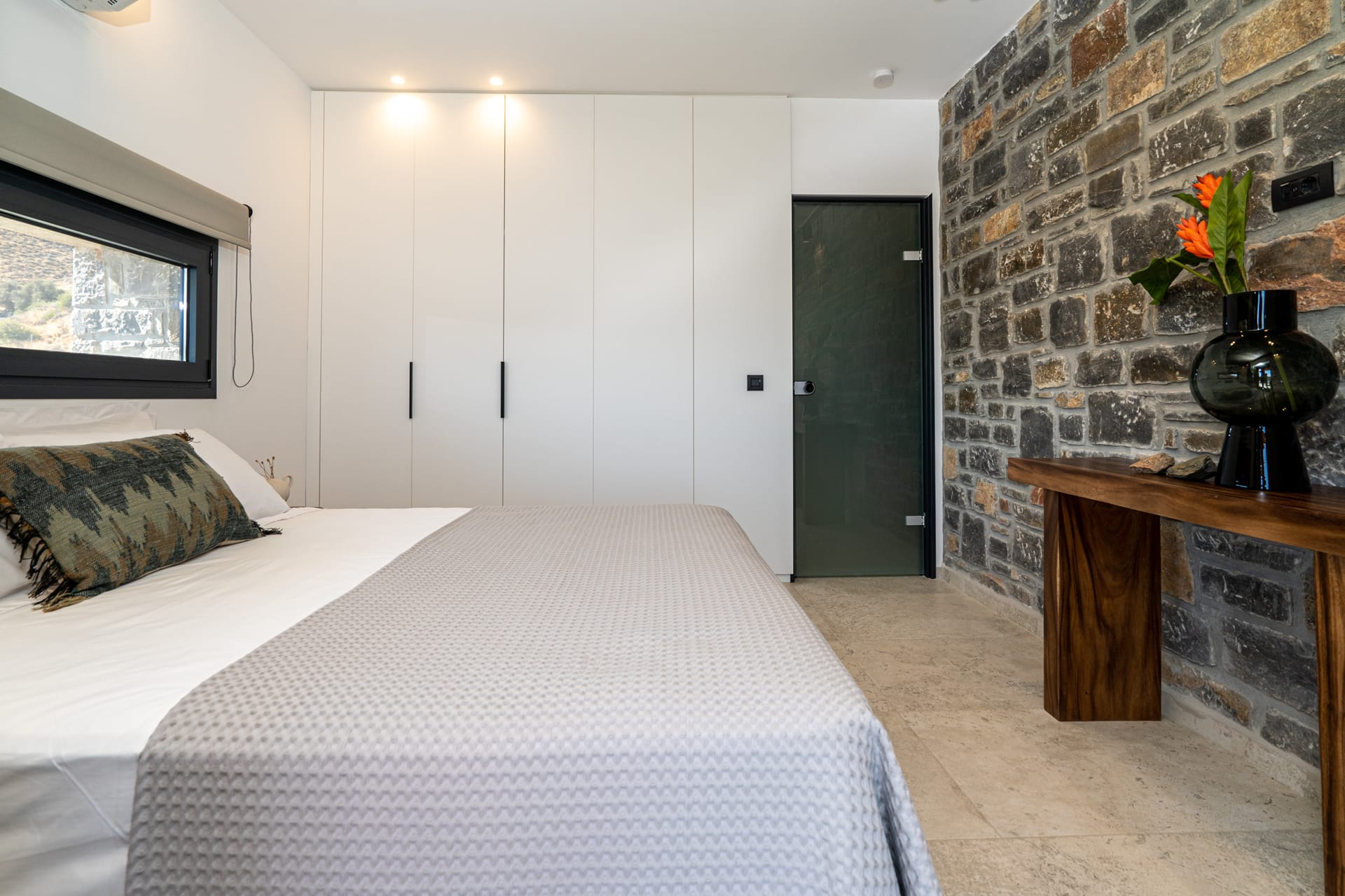 RIII One bedroom