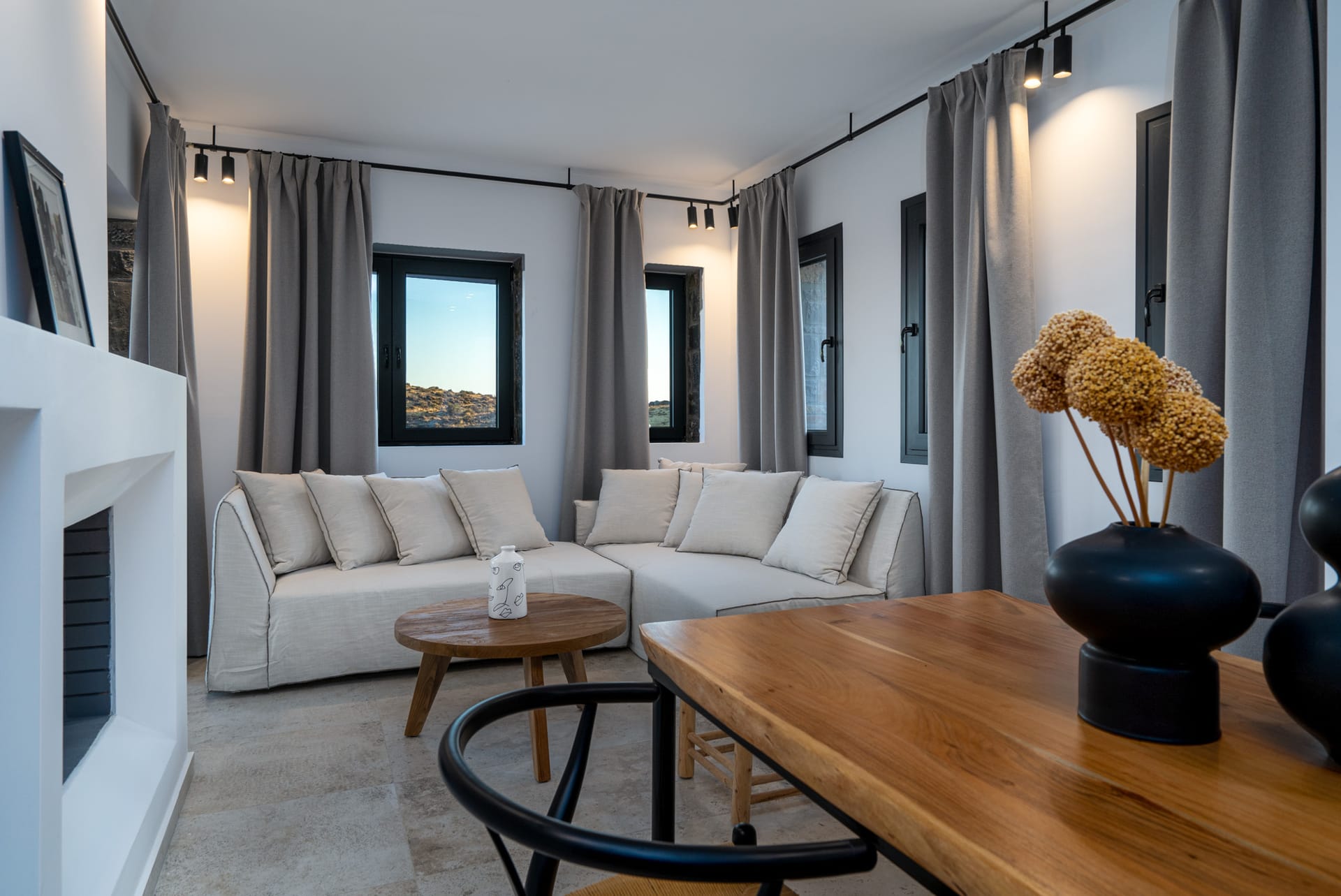 Celine Private Residences - RIV - 4