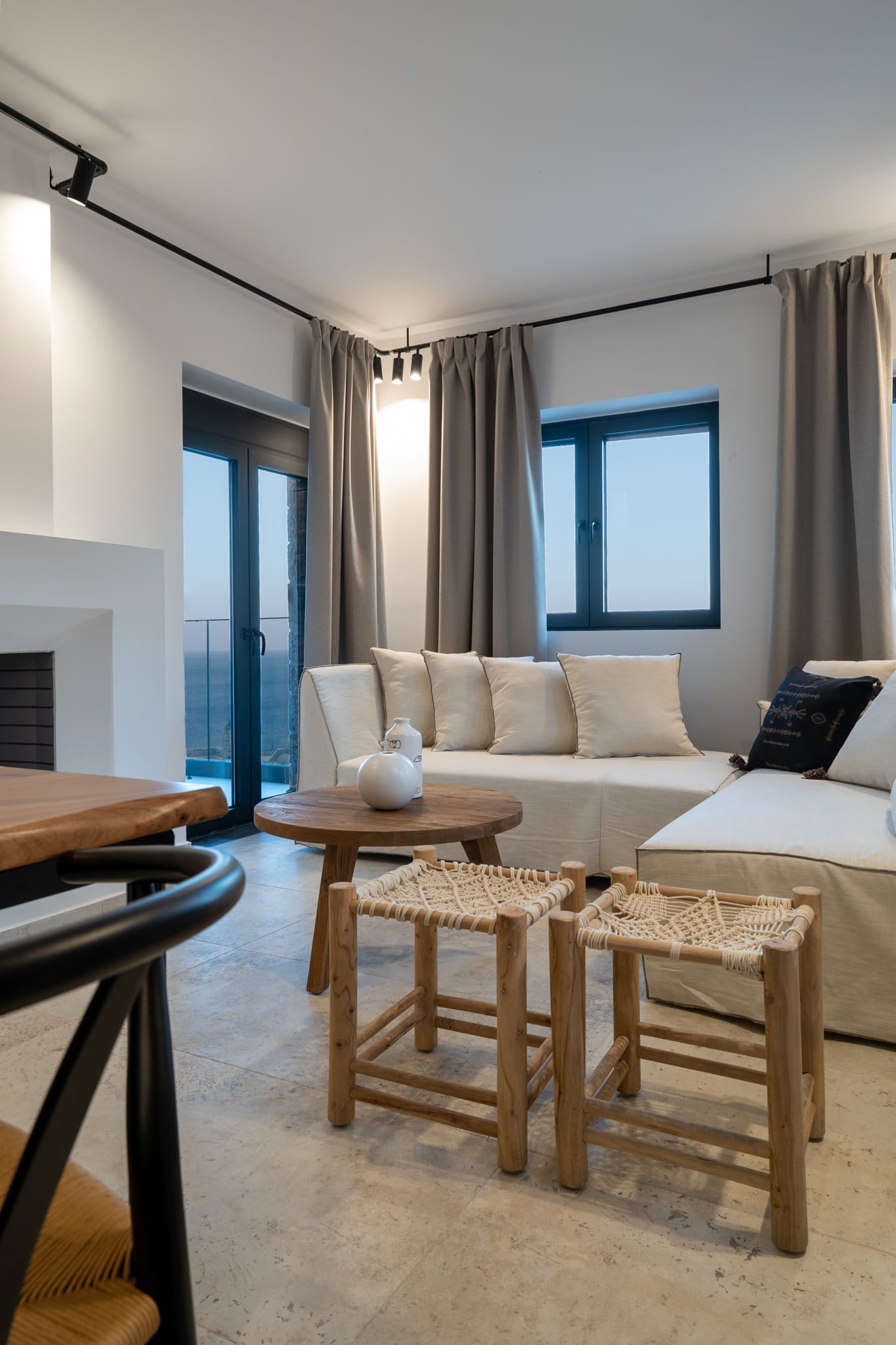 Celine Private Residences - RIV - 17
