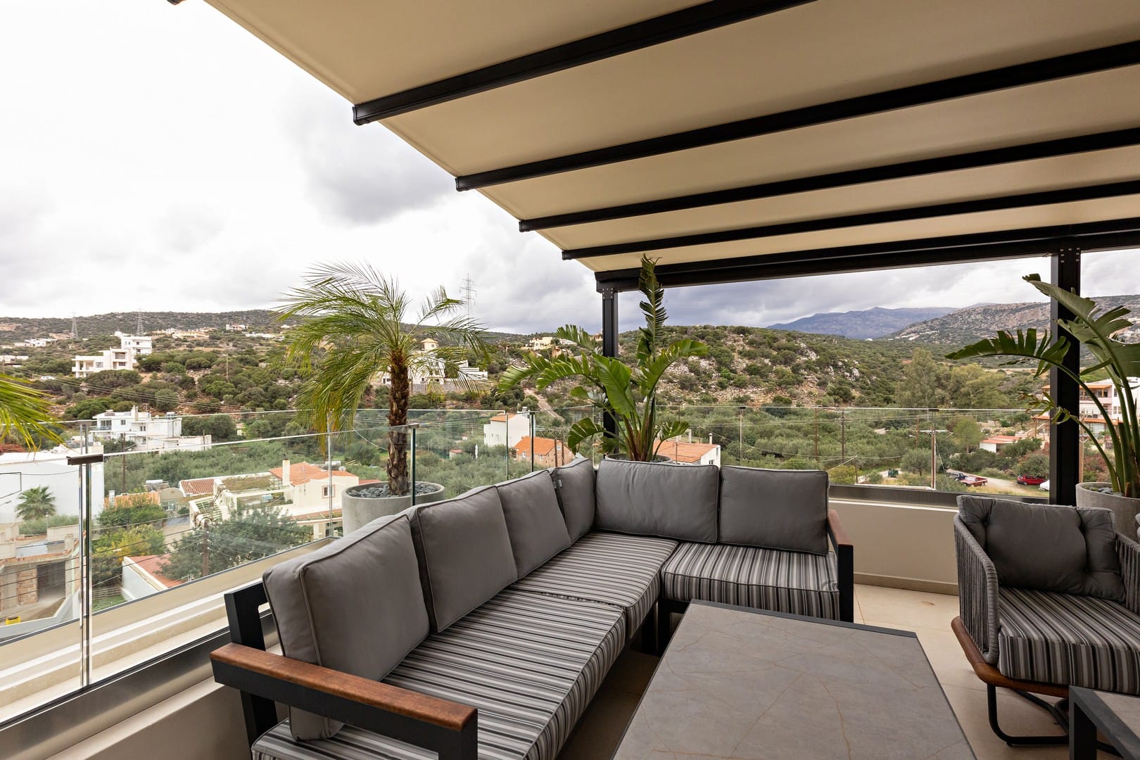 Lazar Lux Suites - DELSUI - 4