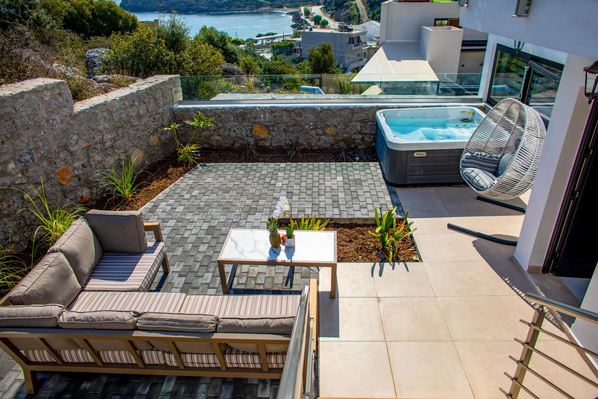 Premium One Bedroom Suite with Sea View & Outdoor Jetted Tub