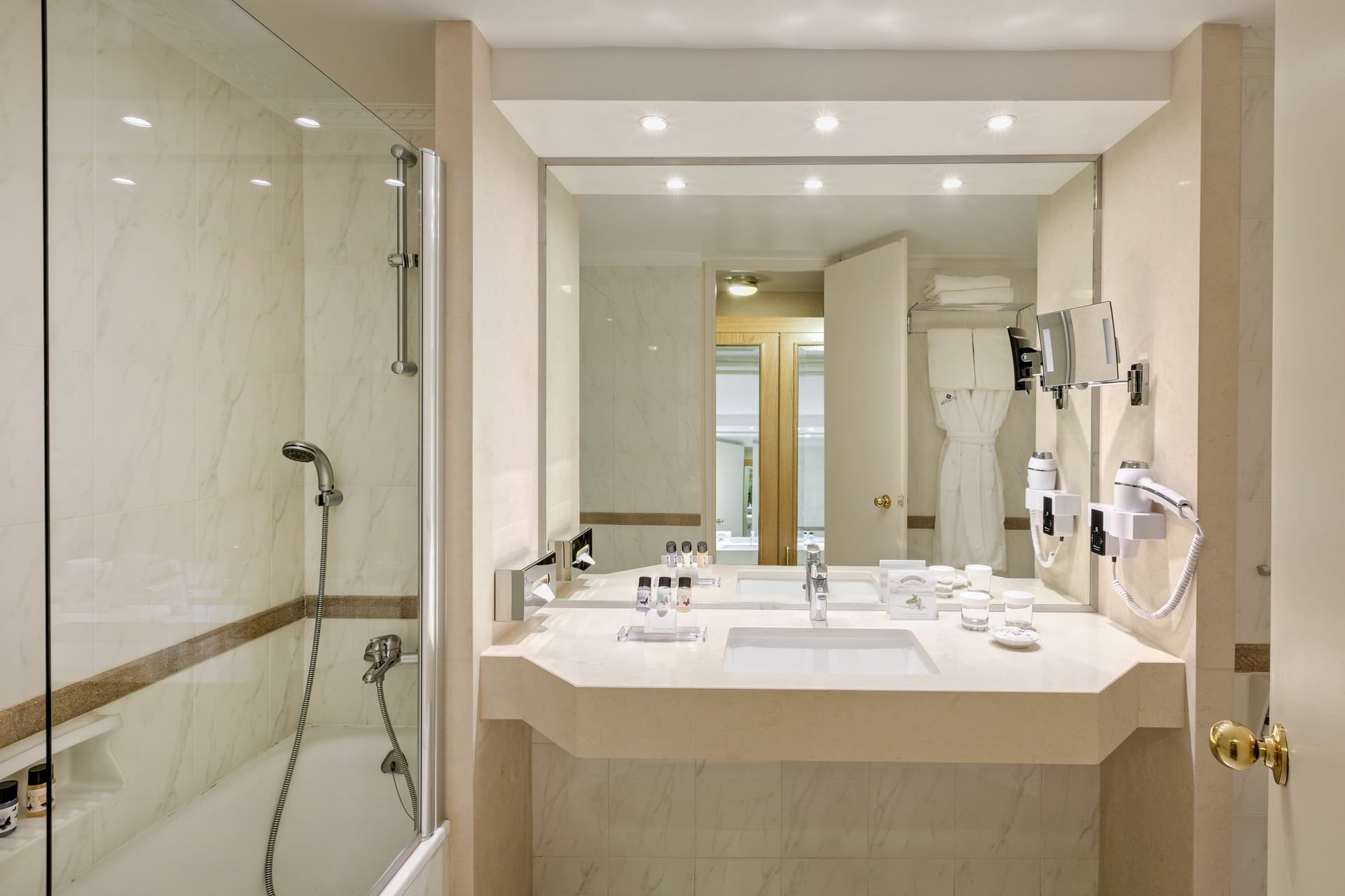 Divani Caravel Hotel Athens - TR - 2