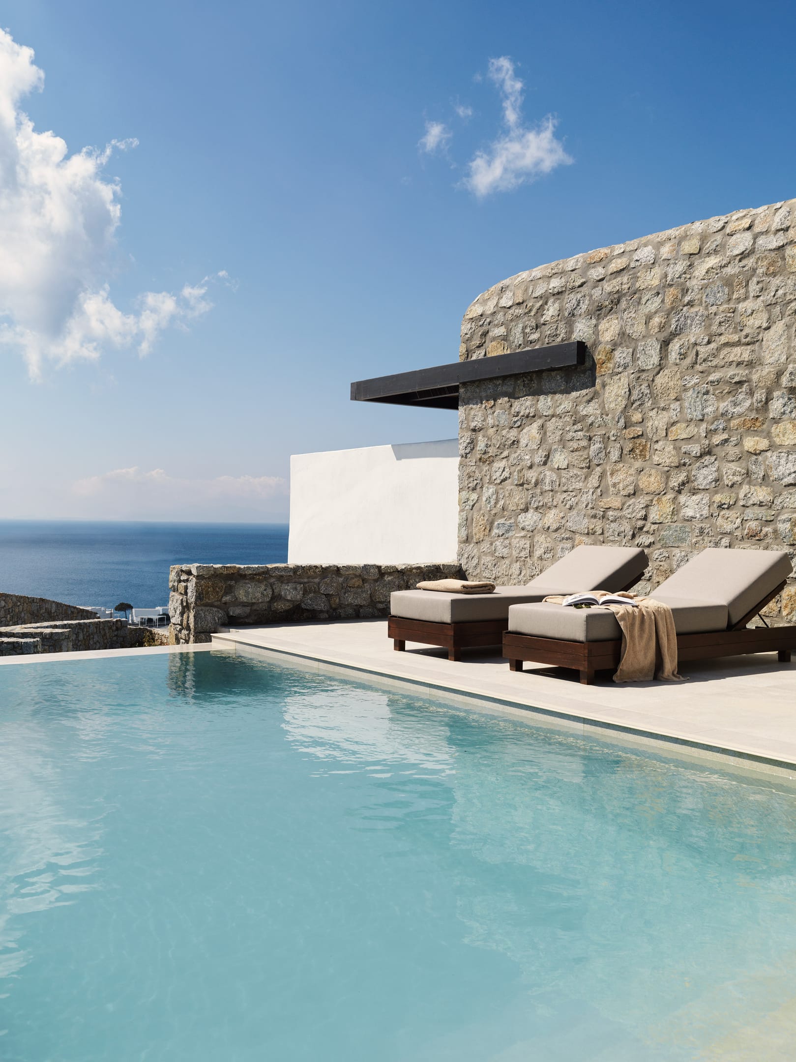 Supreme Private Pool Suite Sea View