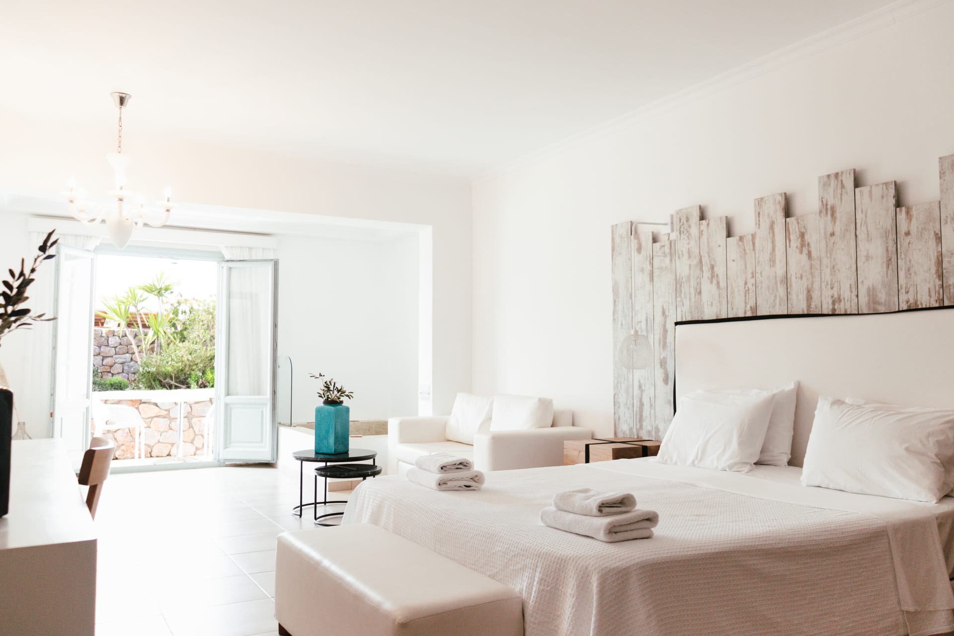 Junior Suite Indoor Jacuzzi