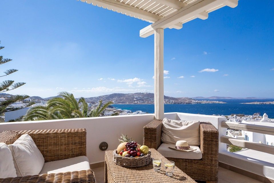 Superior Suite Front Sea View | 32-34 sq