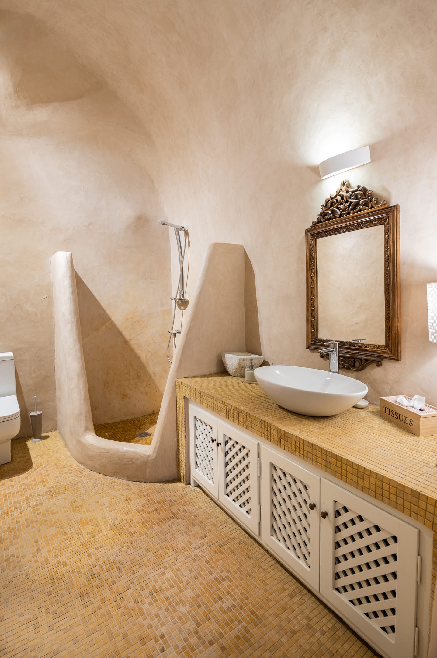 Armeni Luxury Villas Oia Santorini - DLX - 3