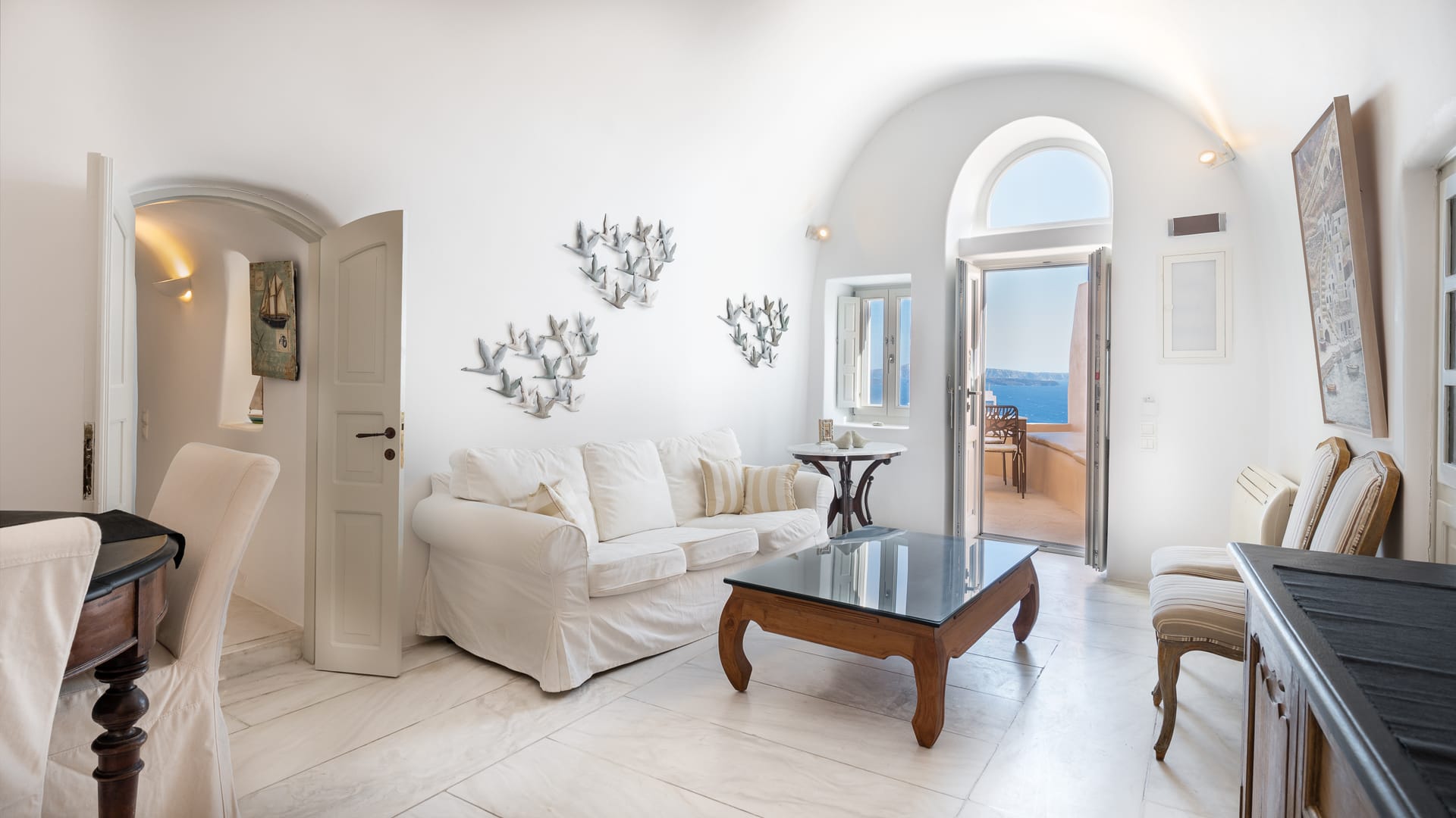 Armeni Luxury Villas Oia Santorini - DLX - 6