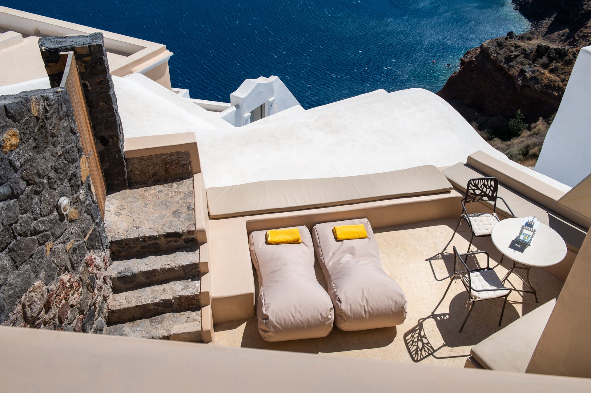 Armeni Luxury Villas Oia Santorini - AMB - 16