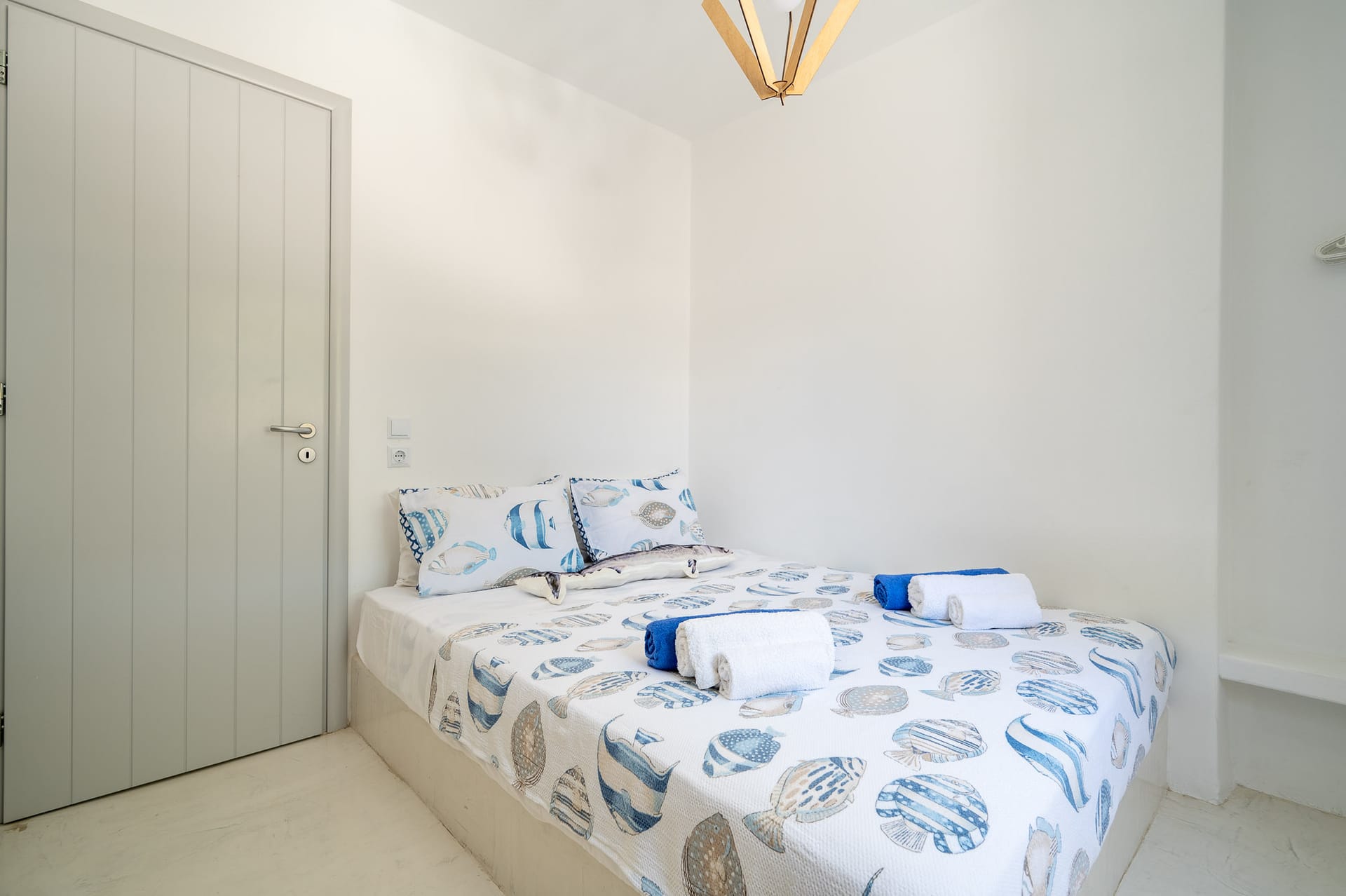 Karpimo & Fertimo Suites Santorini - TWOBED - 6