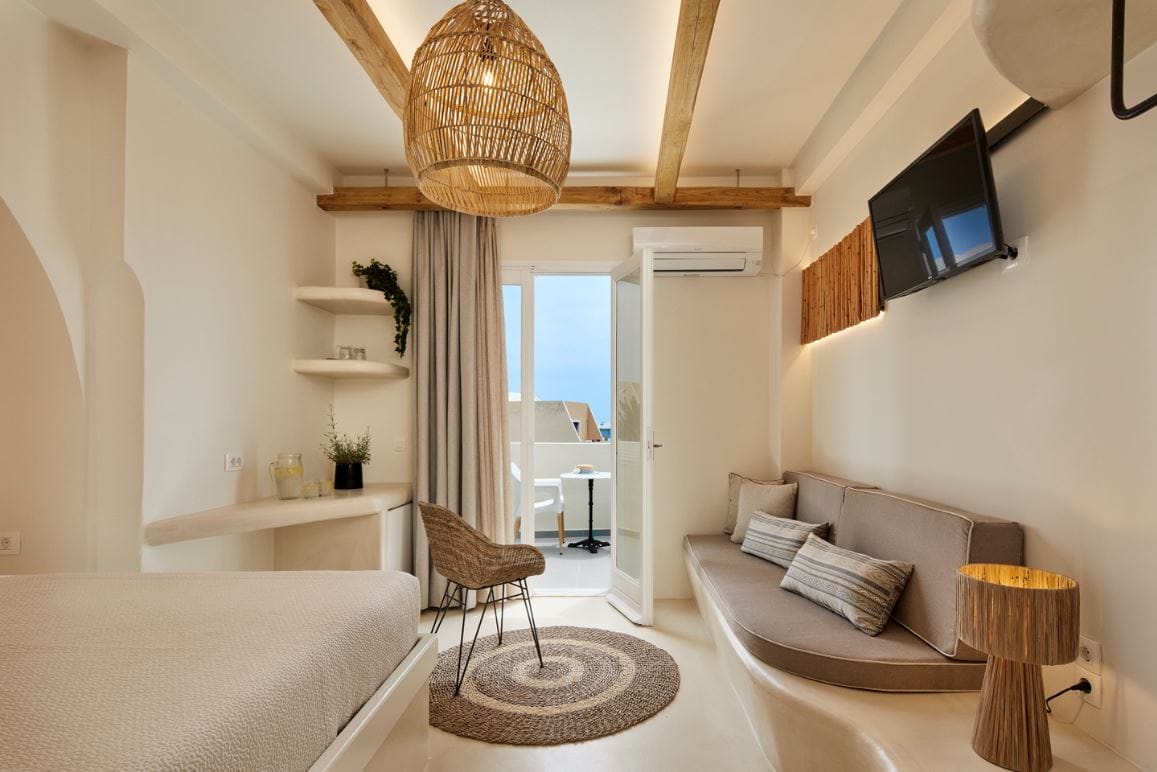 Standard Suite with Pool View