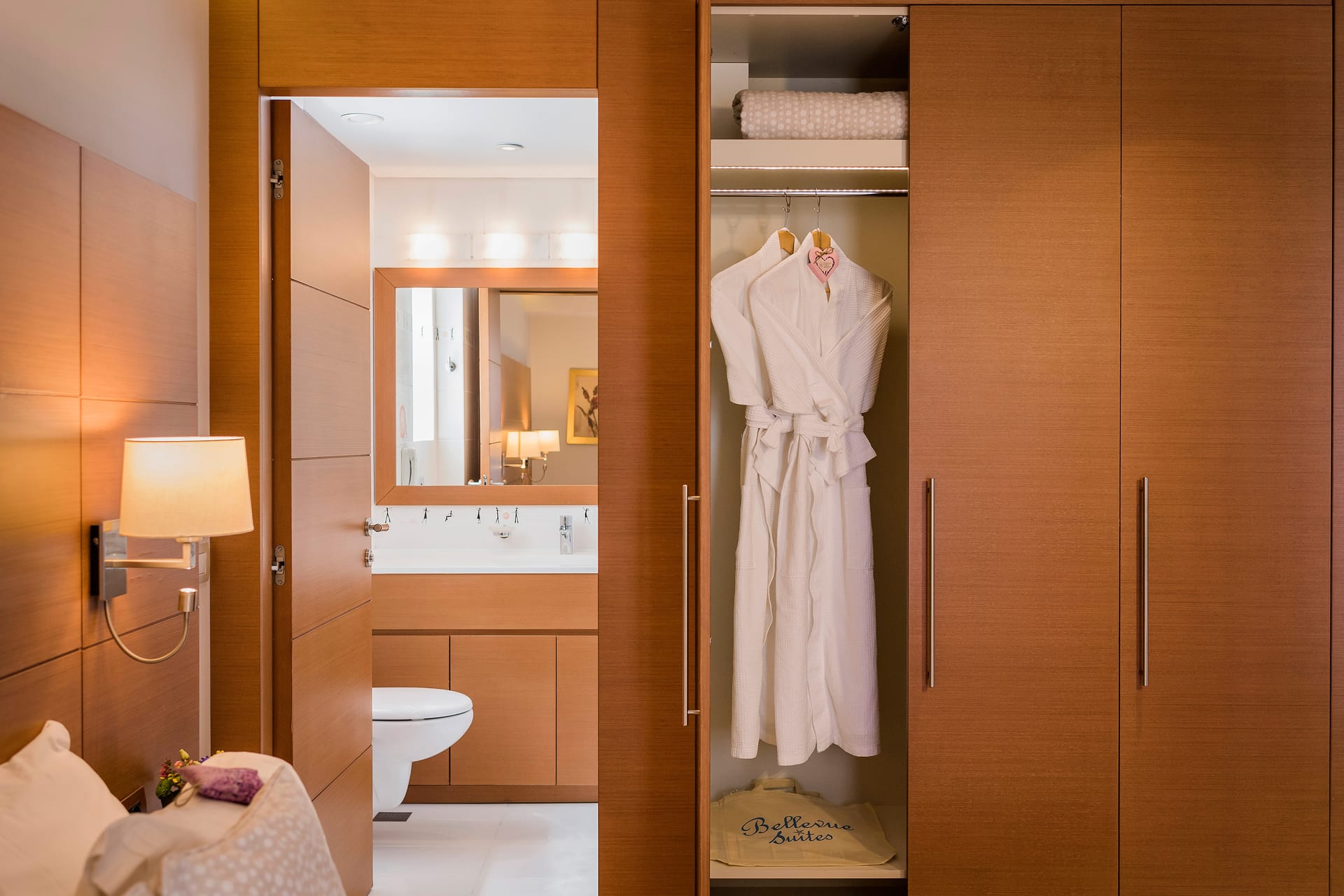 Bellevue On The Beach Suites - KSUISV - 16