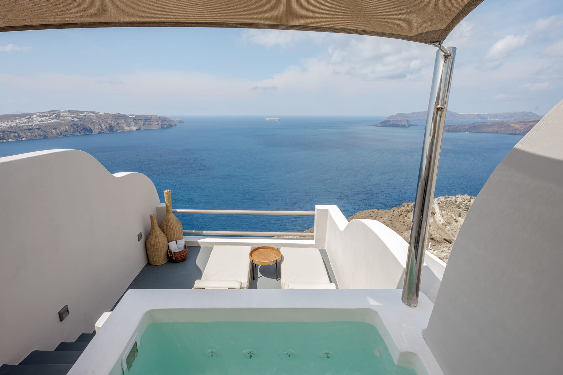 Jacuzzi Suite Private Balcony