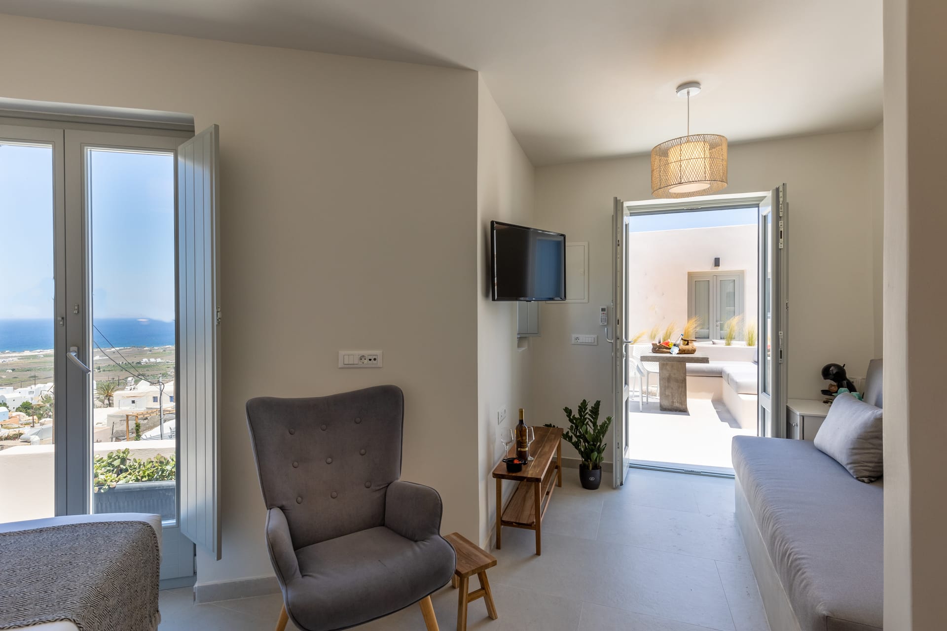 Elysian Santorini Oia - CLAS - 8