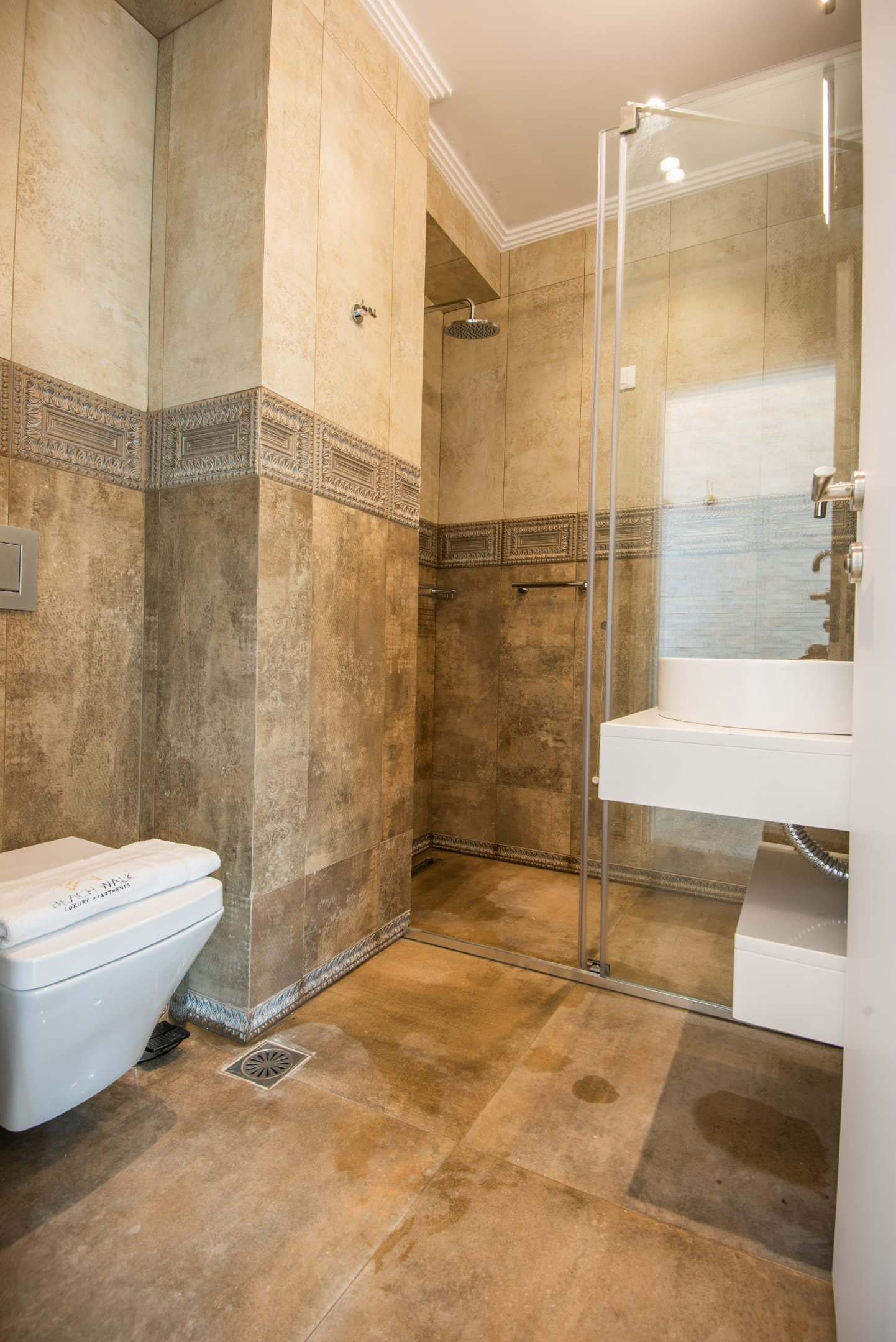 Beach Walk Luxury Suites - JNRSUI - 15
