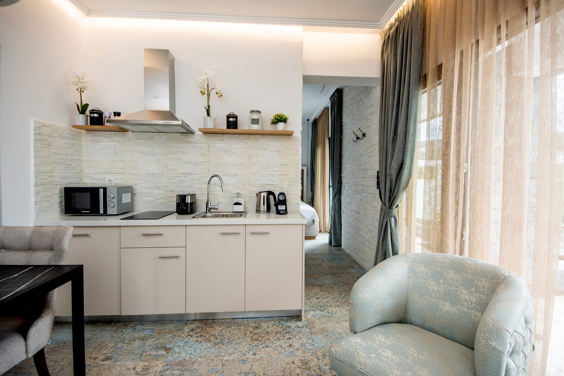 Beach Walk Luxury Suites - JNRSUI - 16
